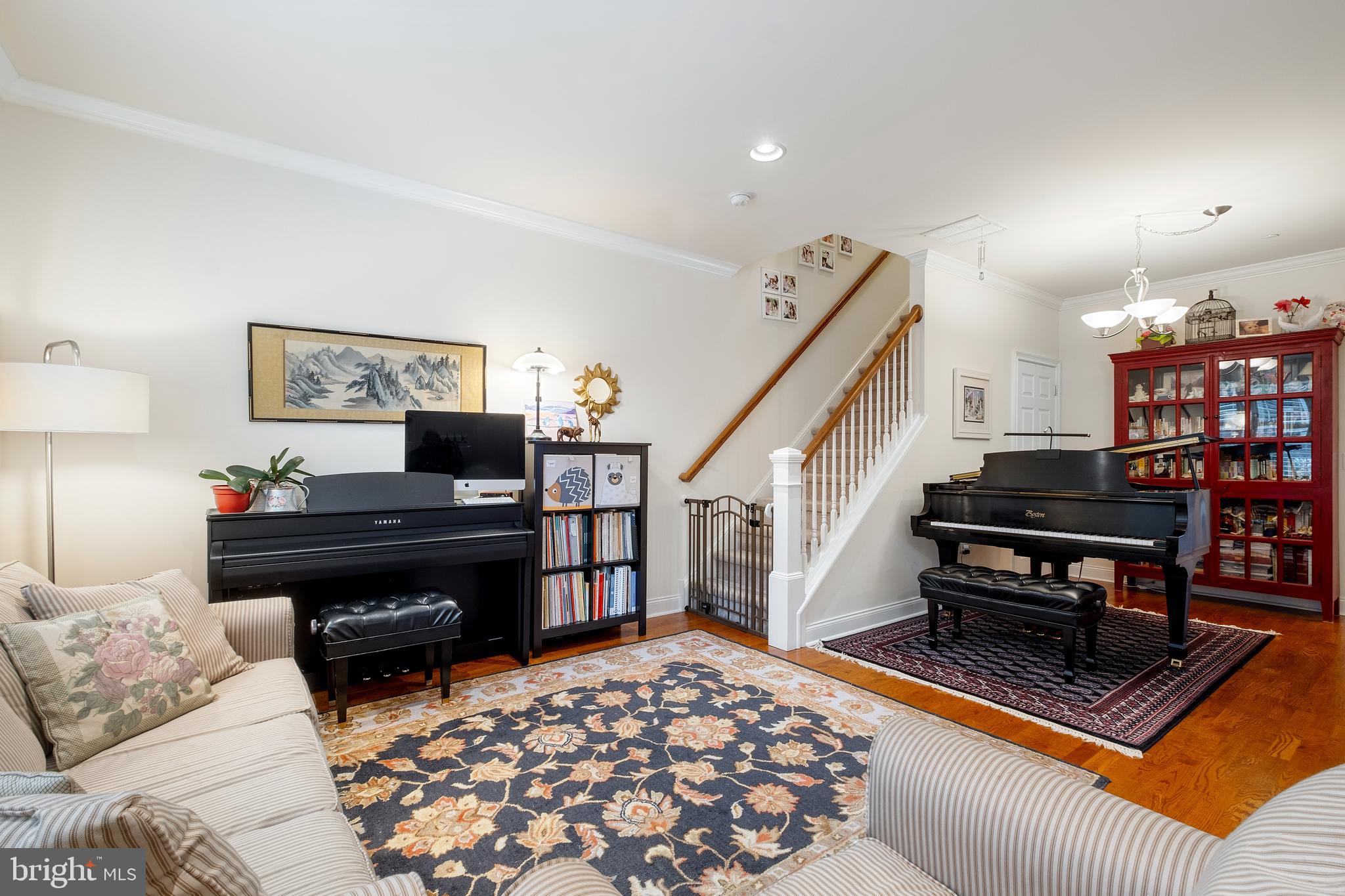 NAVAL SQUARE - Residential Lease