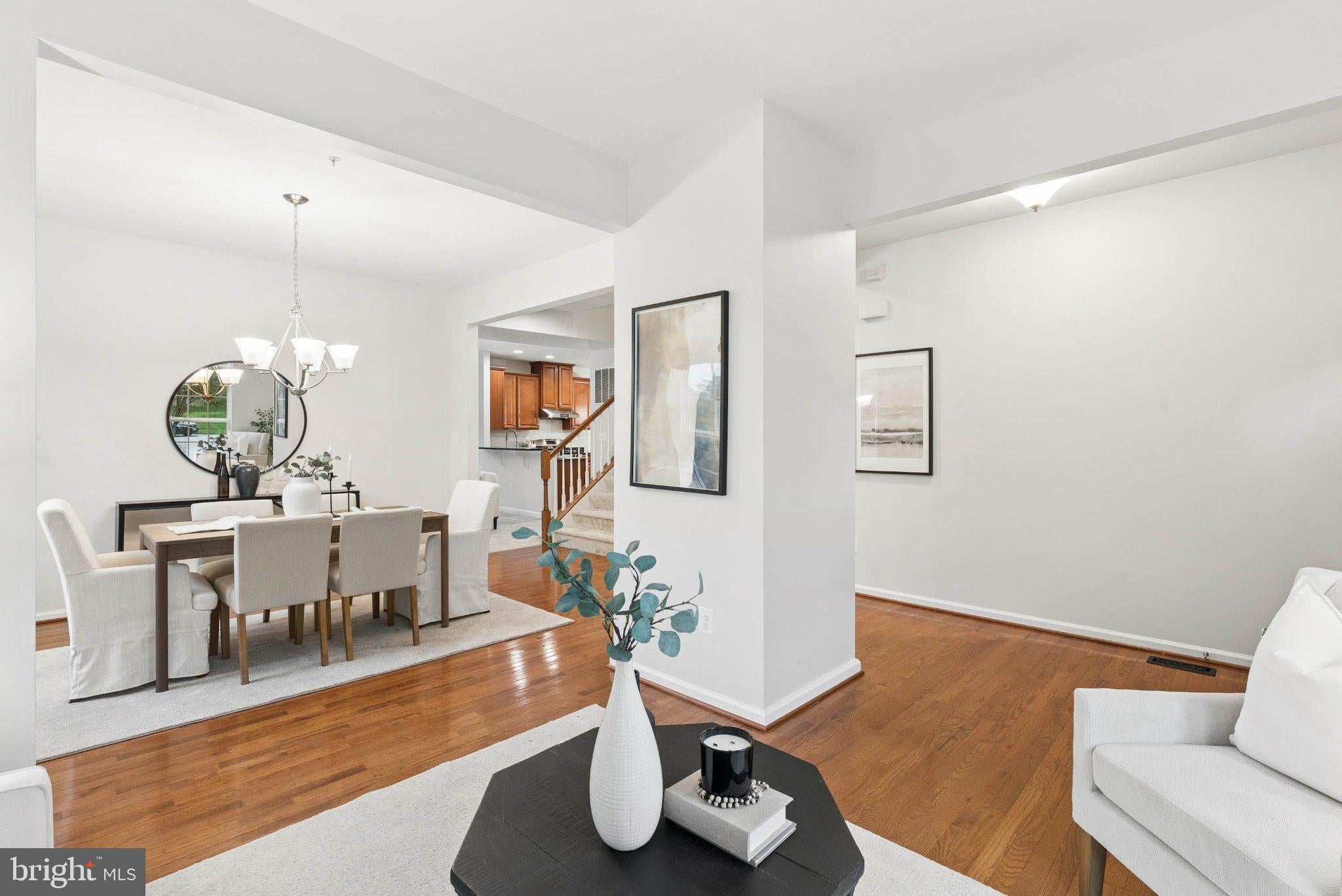 322 DAPHNE COURT