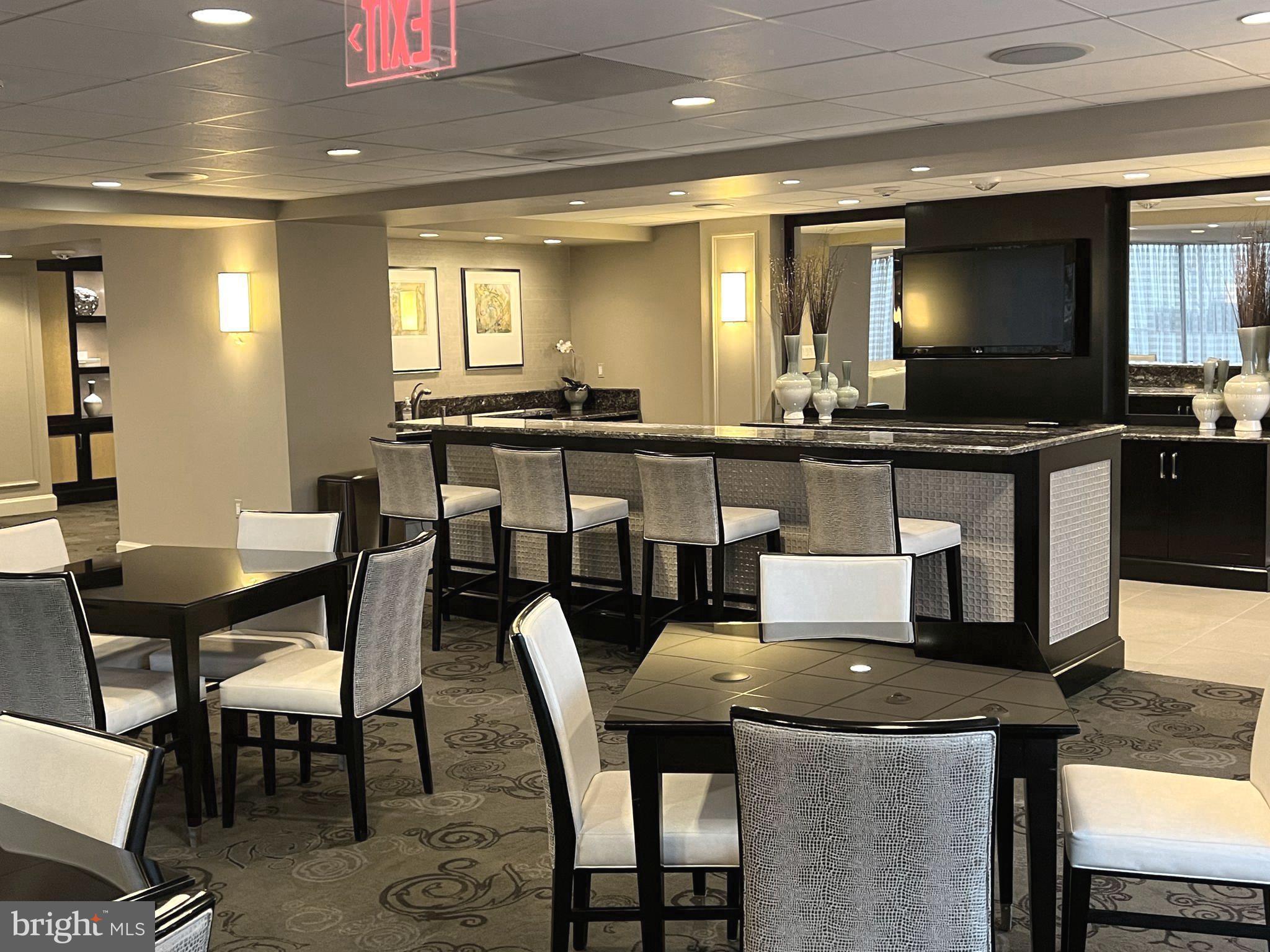 THE ELIZABETH - Residential