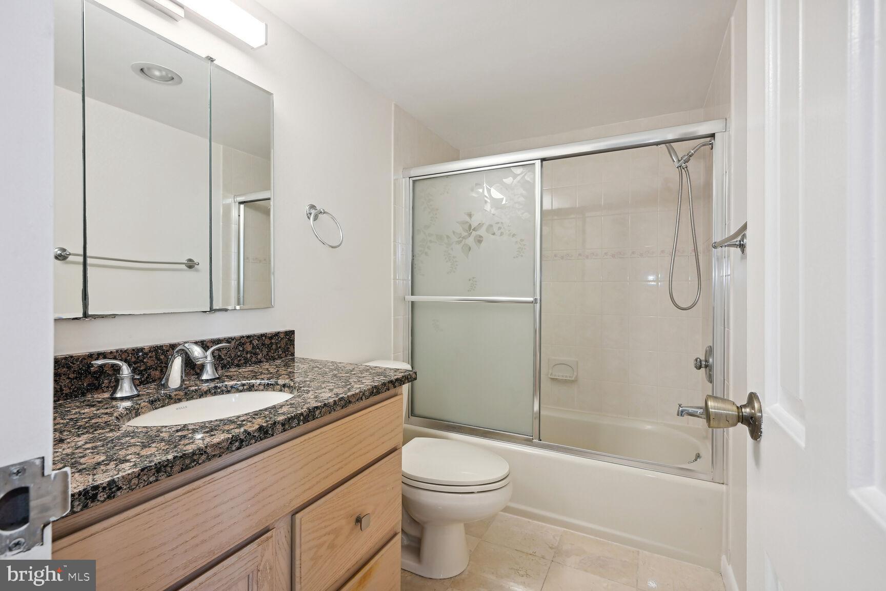 THE ELIZABETH - Residential