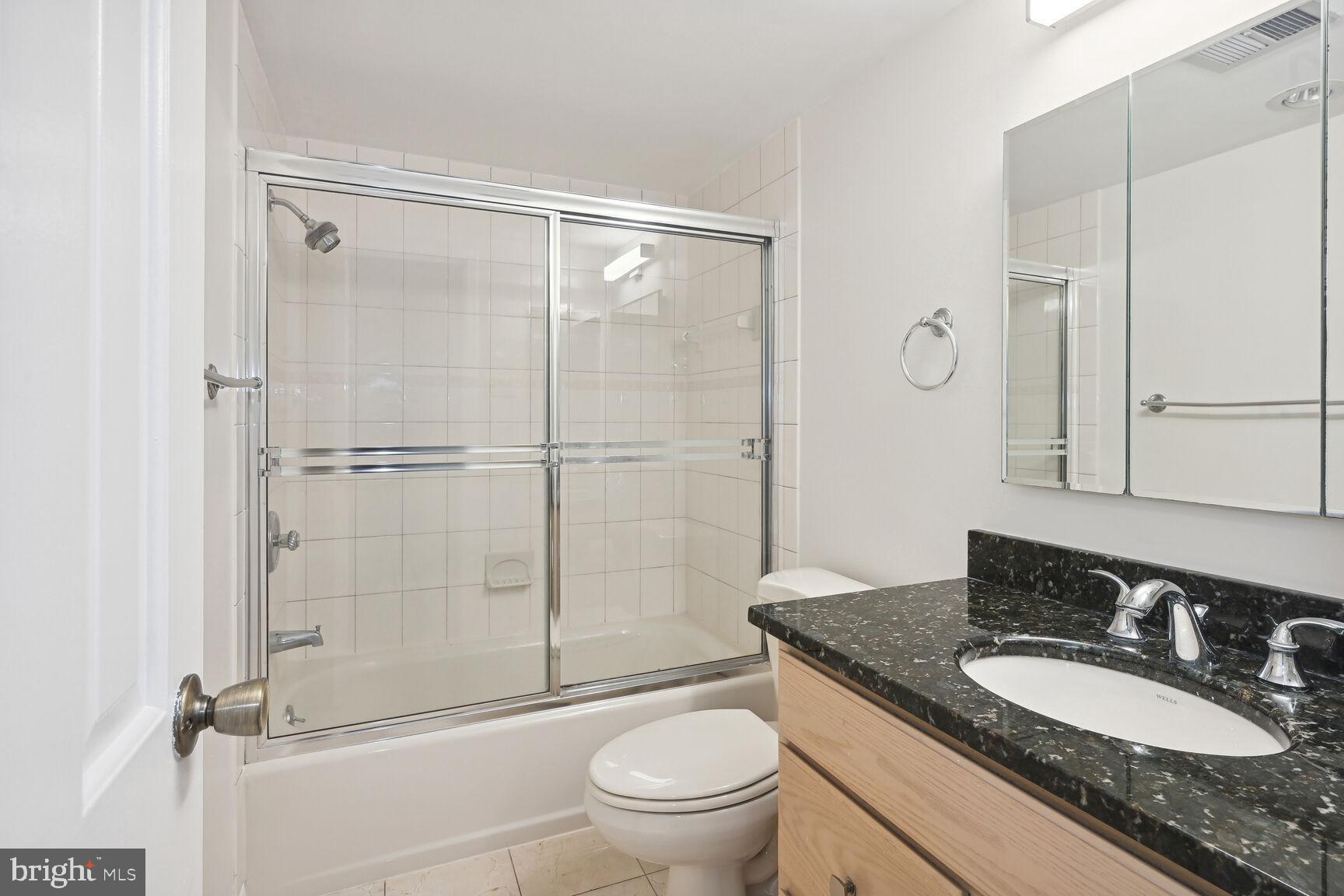 THE ELIZABETH - Residential