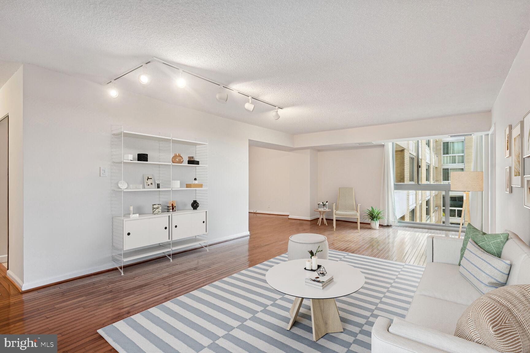 THE ELIZABETH - Residential