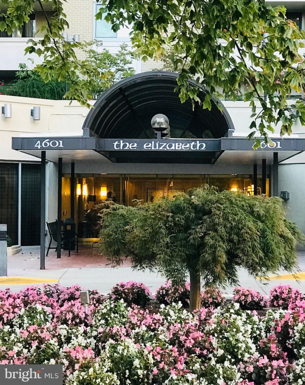 THE ELIZABETH - Residential