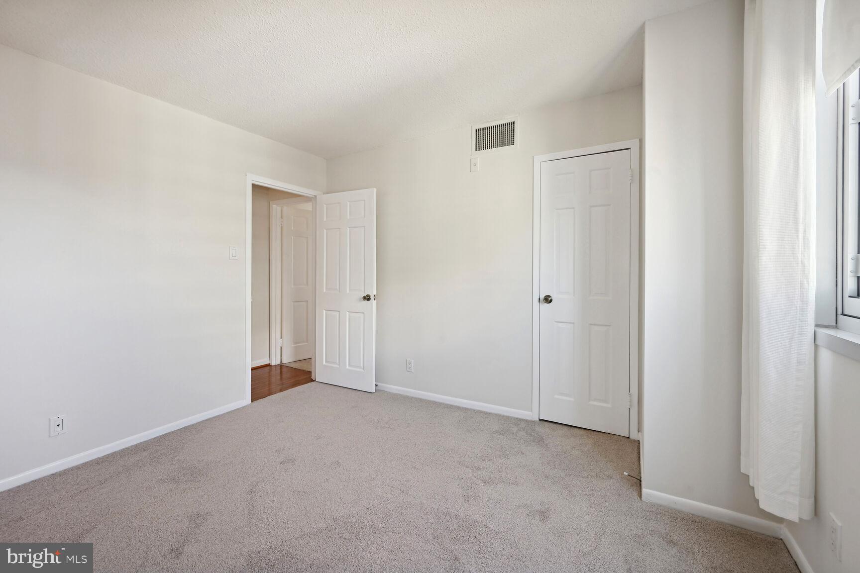 THE ELIZABETH - Residential