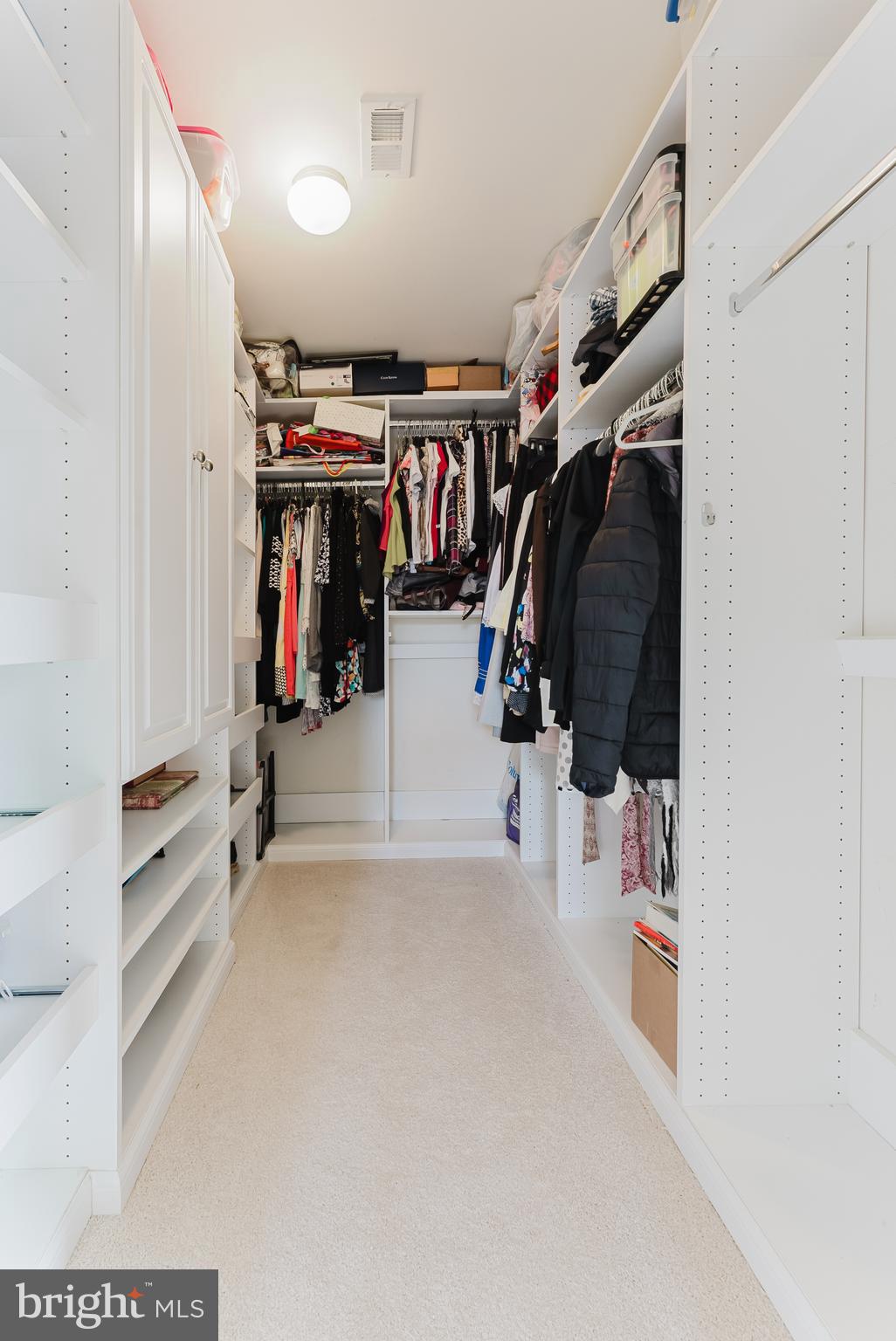 FOUR WINDS AT OAKTON - Residential