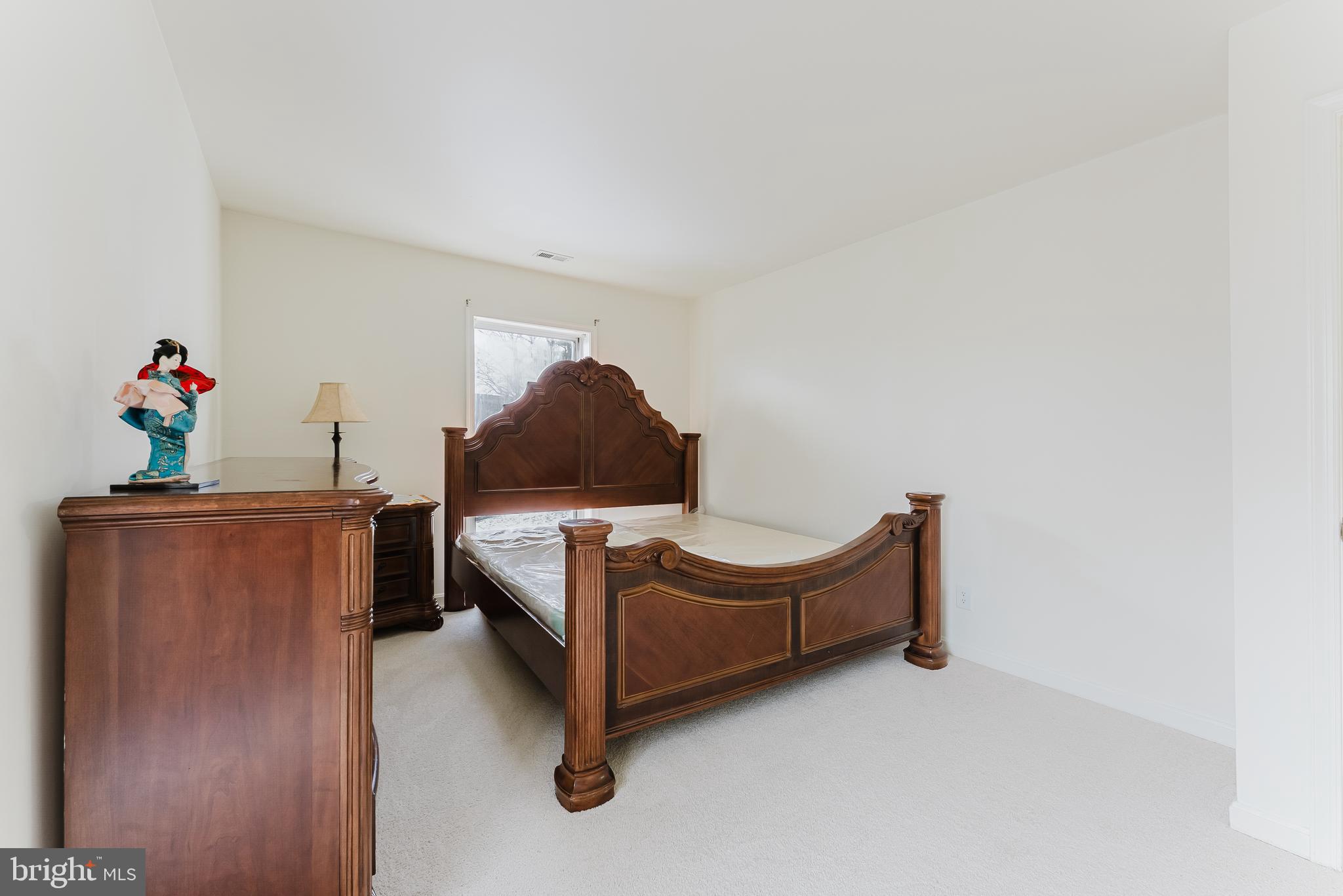 FOUR WINDS AT OAKTON - Residential