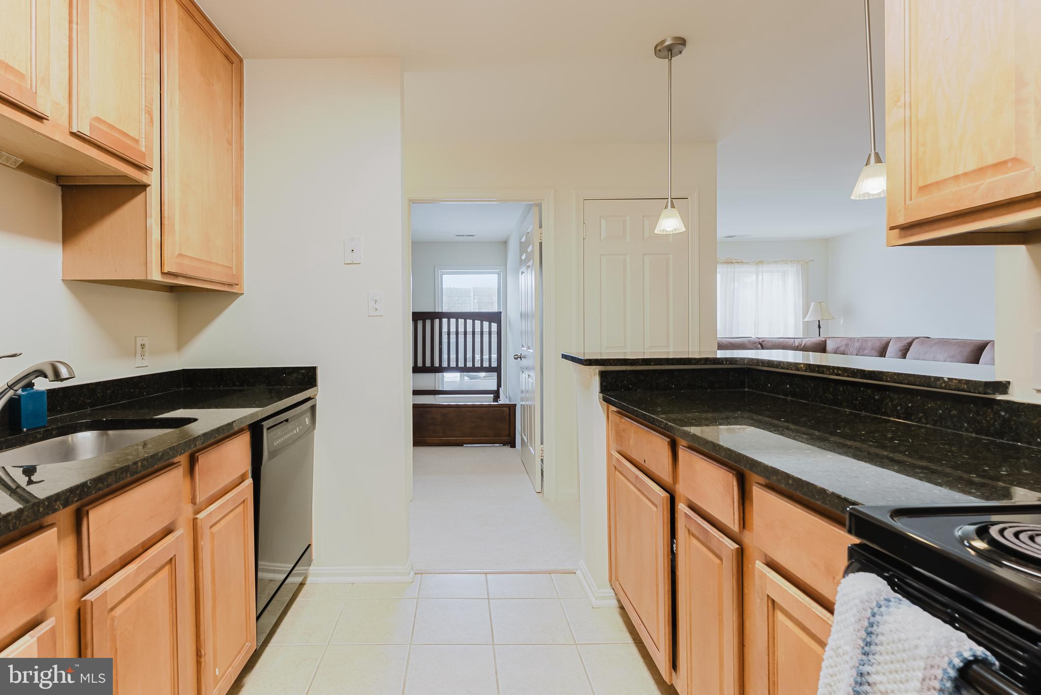 FOUR WINDS AT OAKTON - Residential