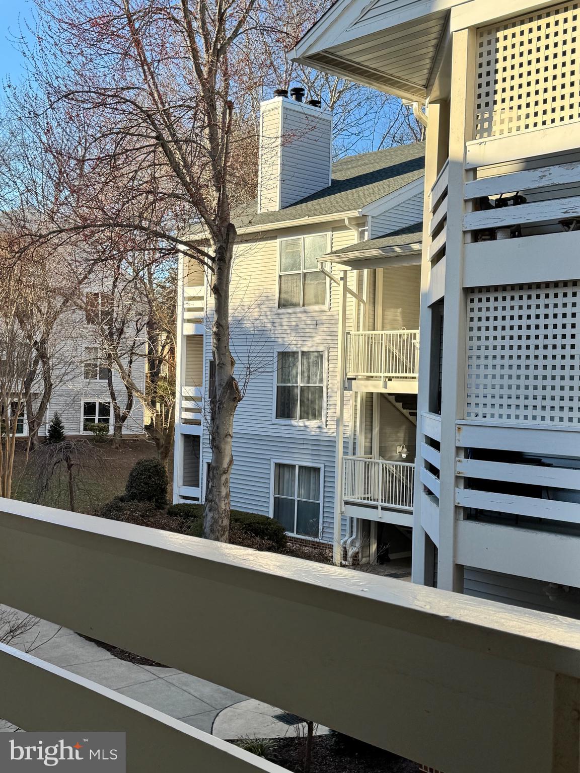 FOUR WINDS AT OAKTON - Residential