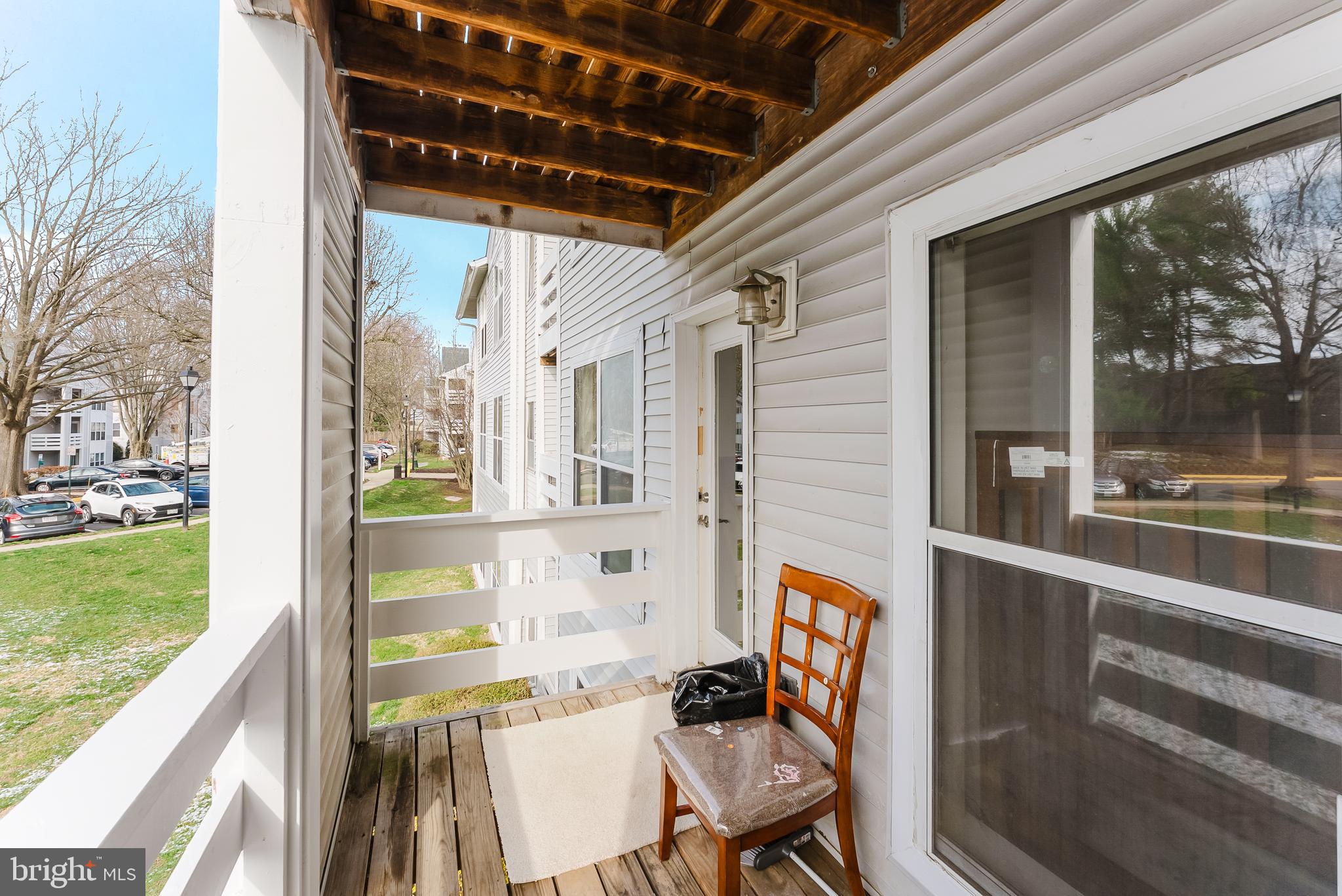 FOUR WINDS AT OAKTON - Residential