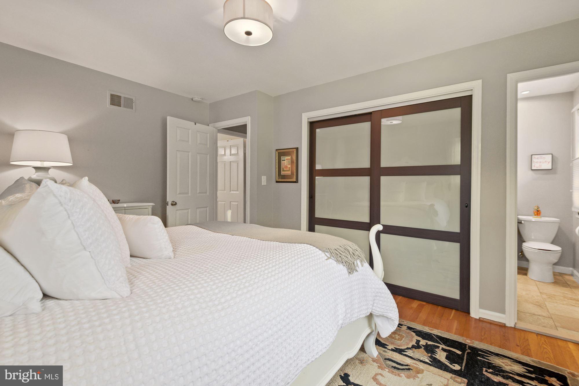 NORTH BETHESDA - Residential