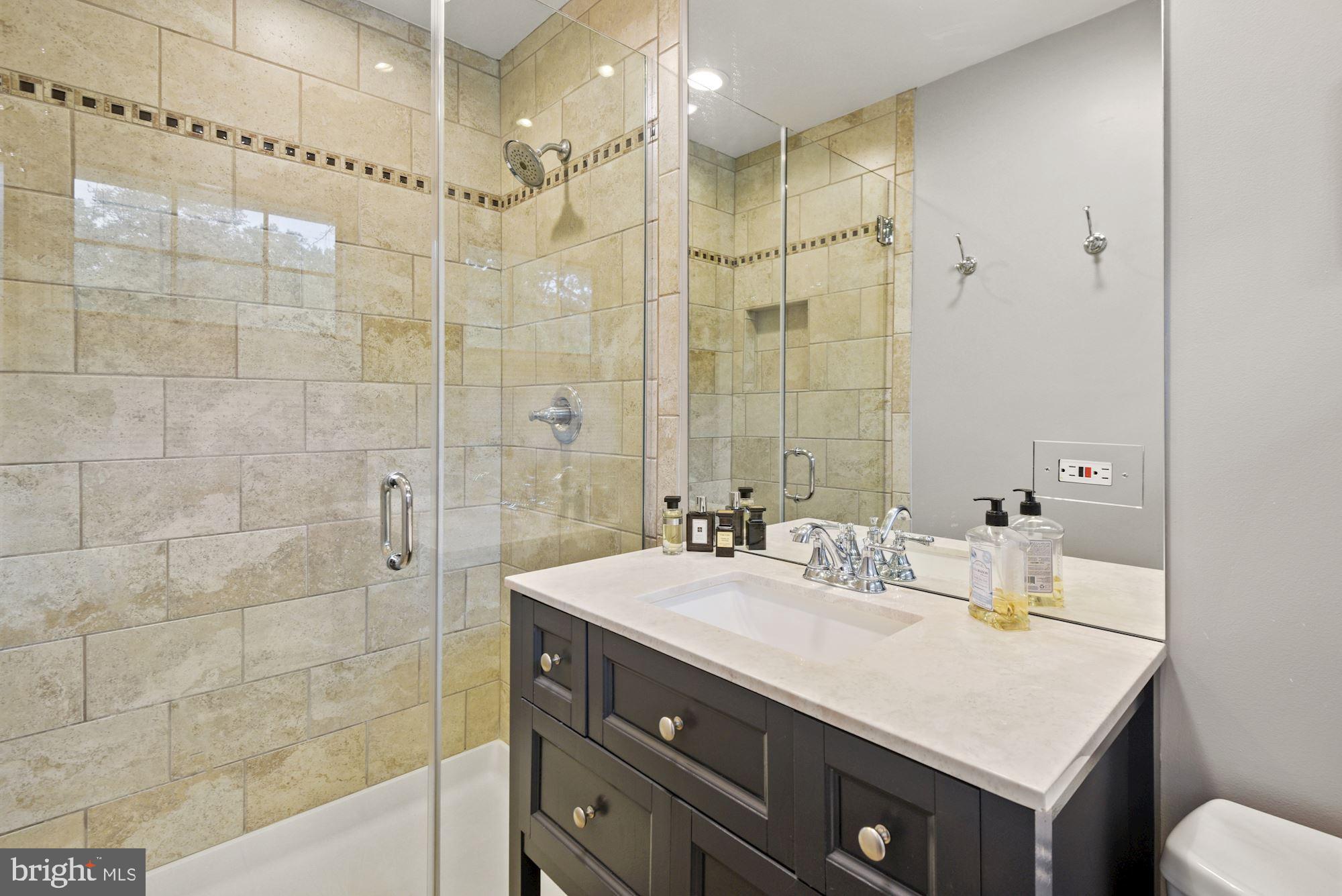 NORTH BETHESDA - Residential