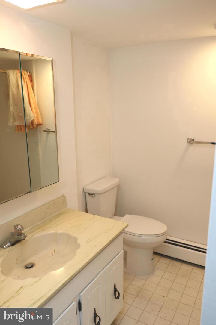 FORESTVILLE - Residential Lease