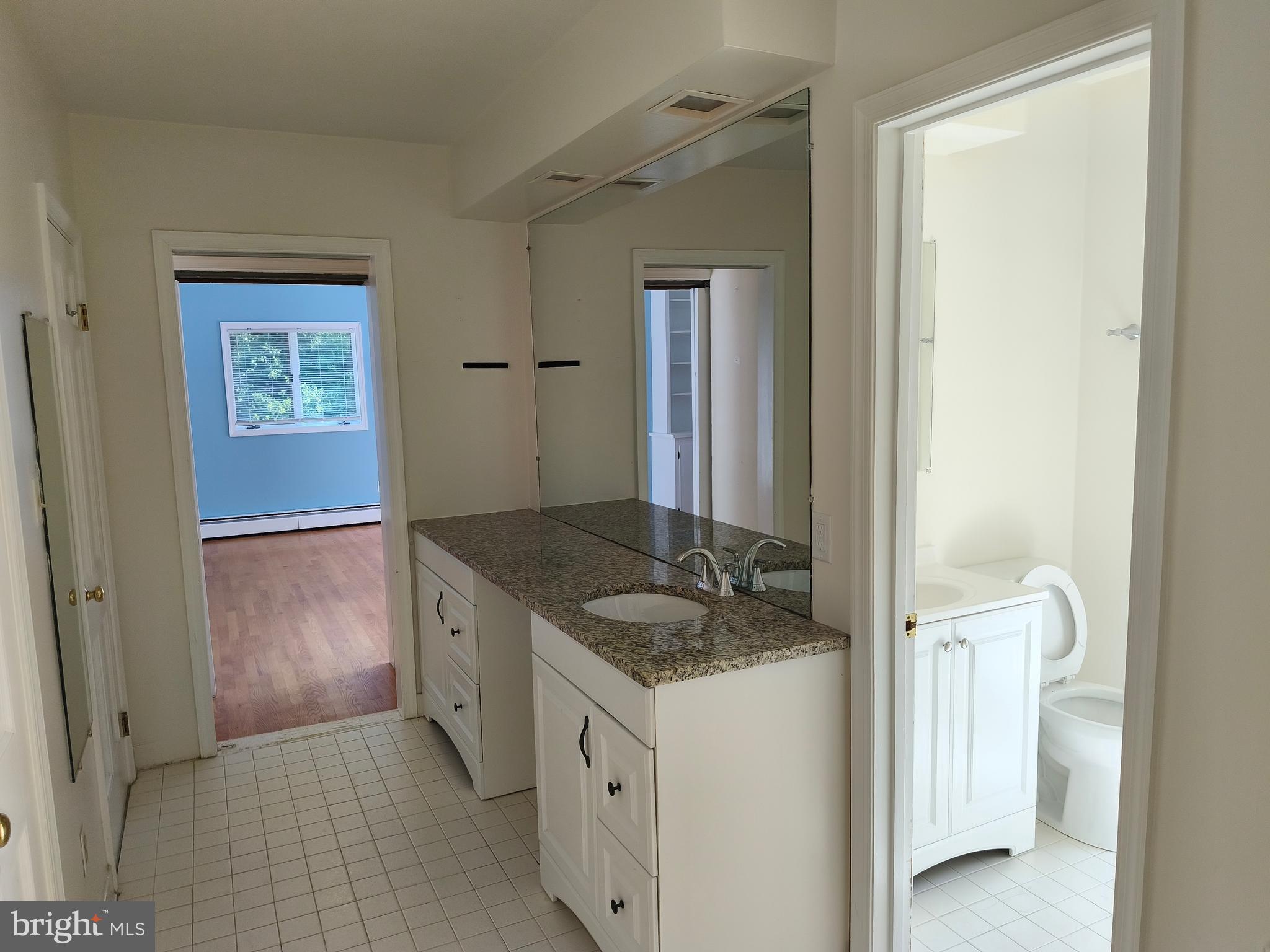 FORESTVILLE - Residential Lease