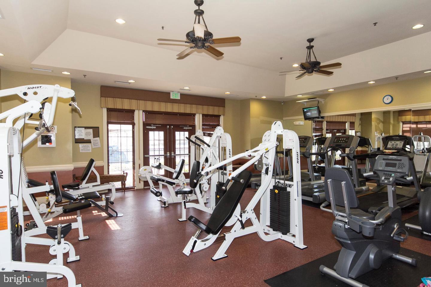 QUARRY LAKE - Residential Lease