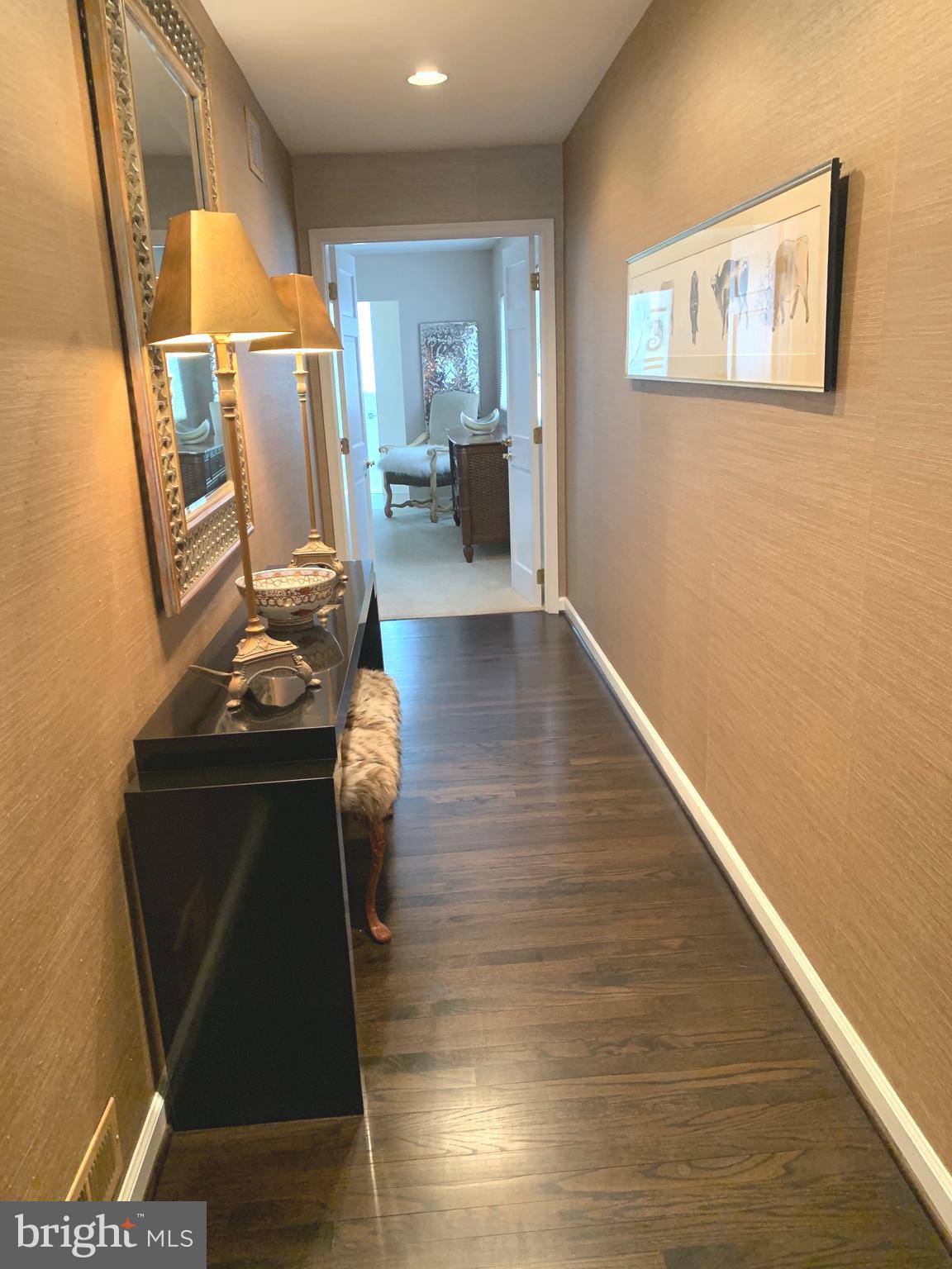 LAMBOURNE DOWNS - Residential