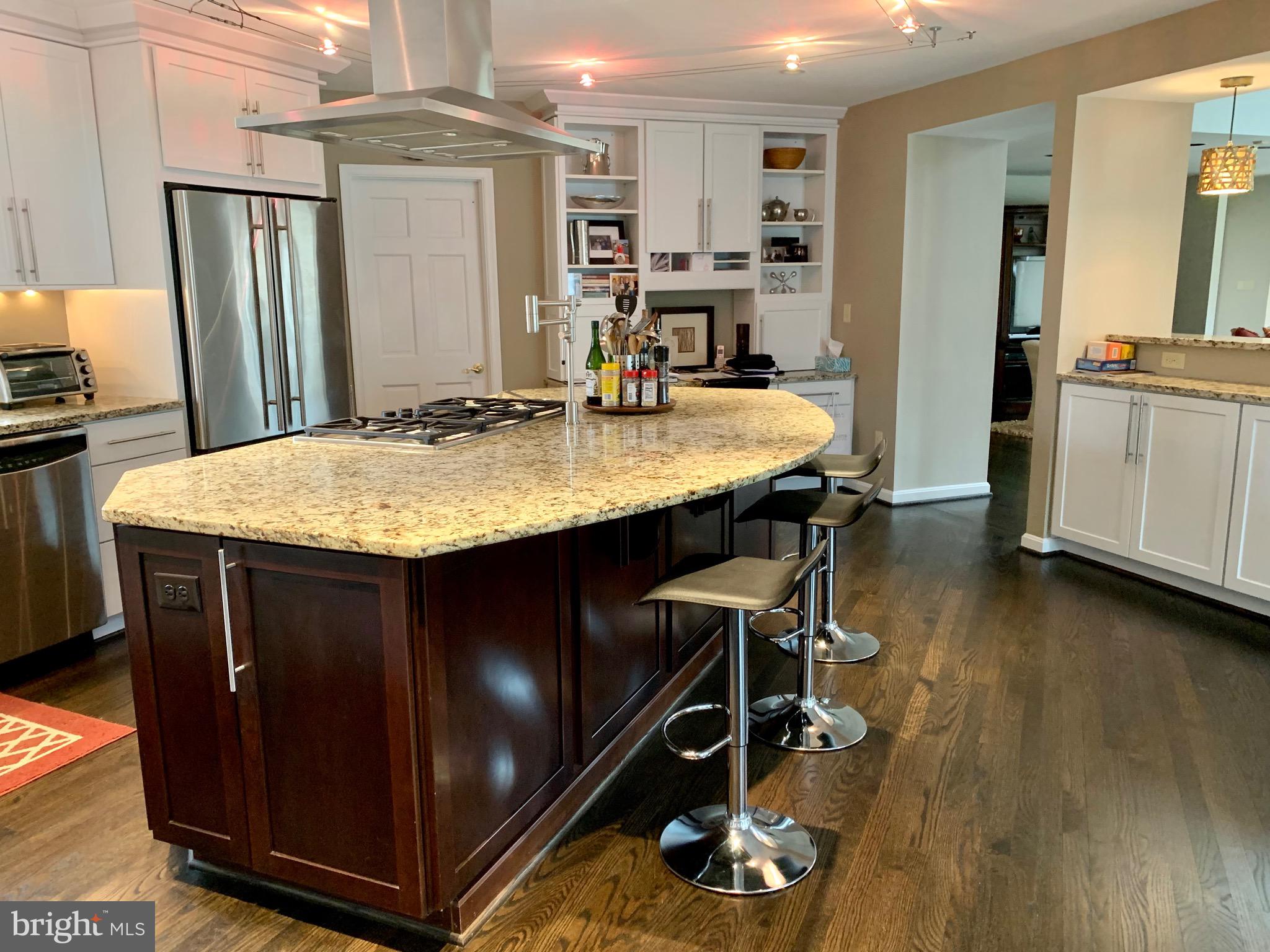 LAMBOURNE DOWNS - Residential