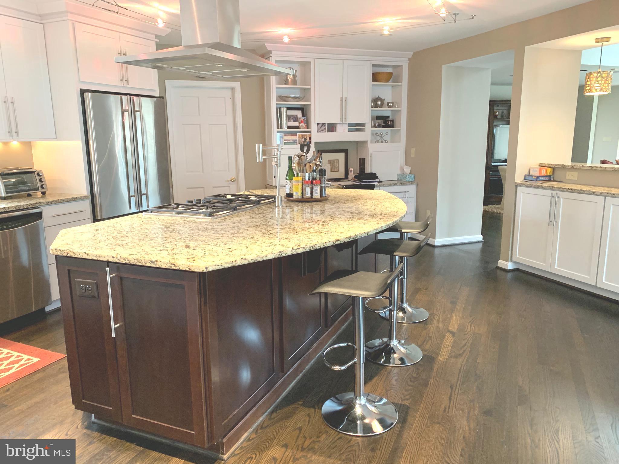 LAMBOURNE DOWNS - Residential