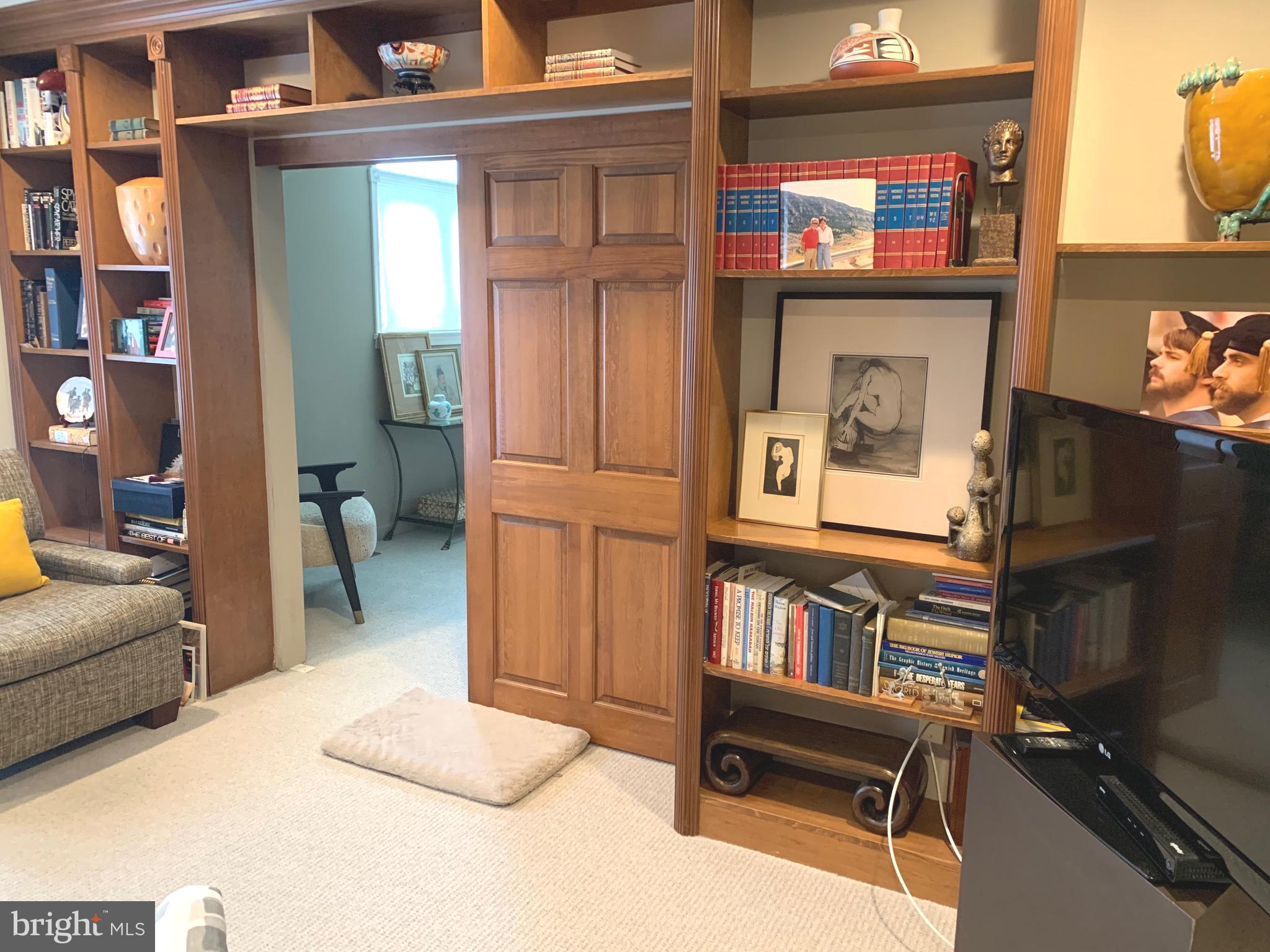 LAMBOURNE DOWNS - Residential