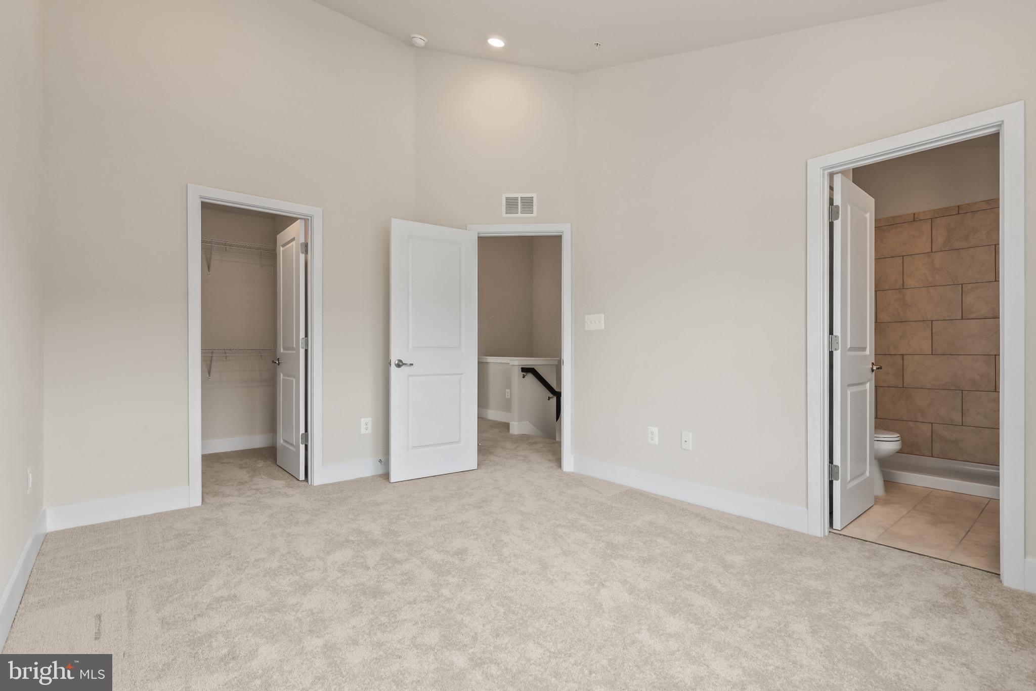 WINDSOR  MILL - Residential Lease