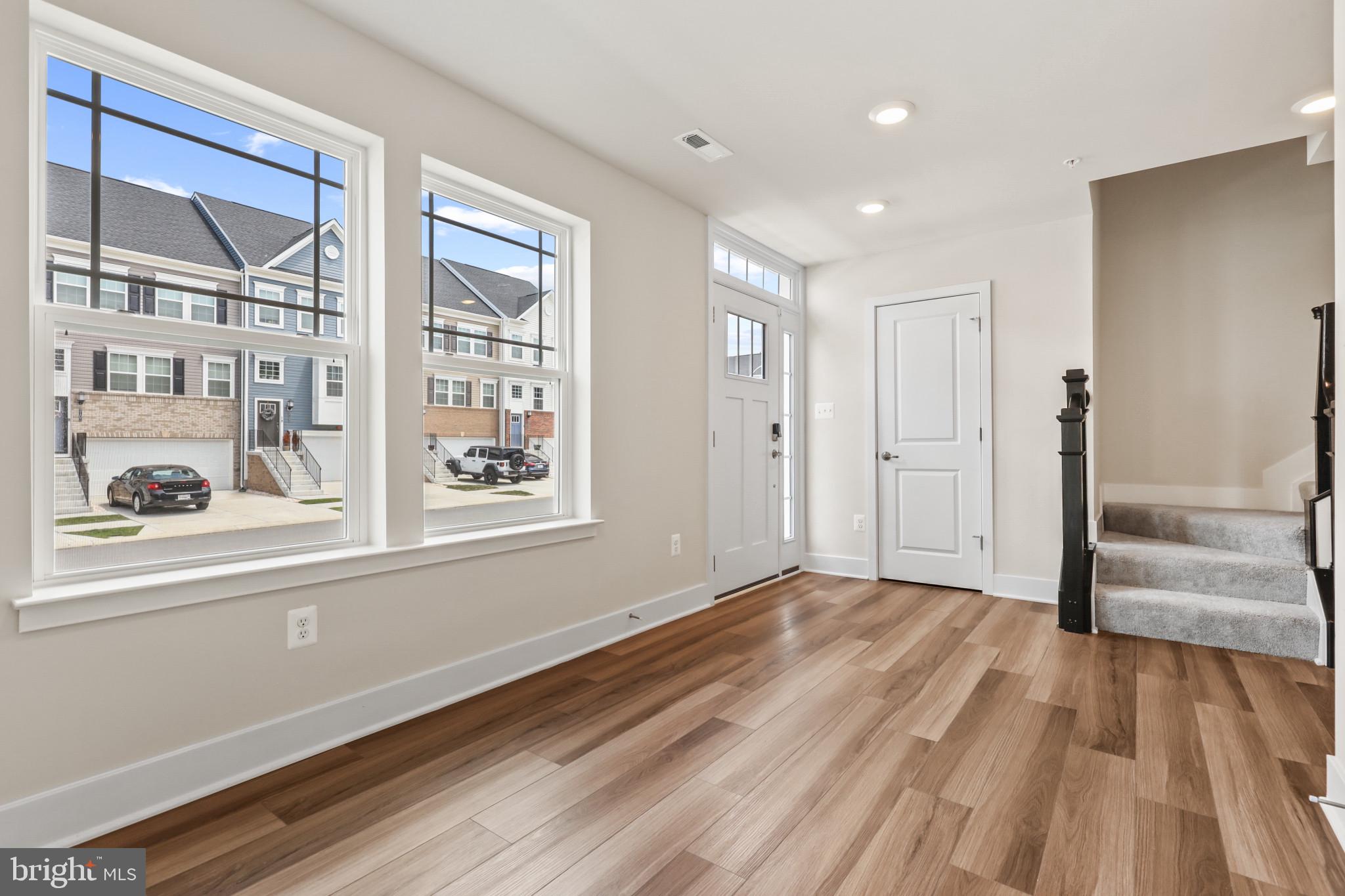 WINDSOR  MILL - Residential Lease