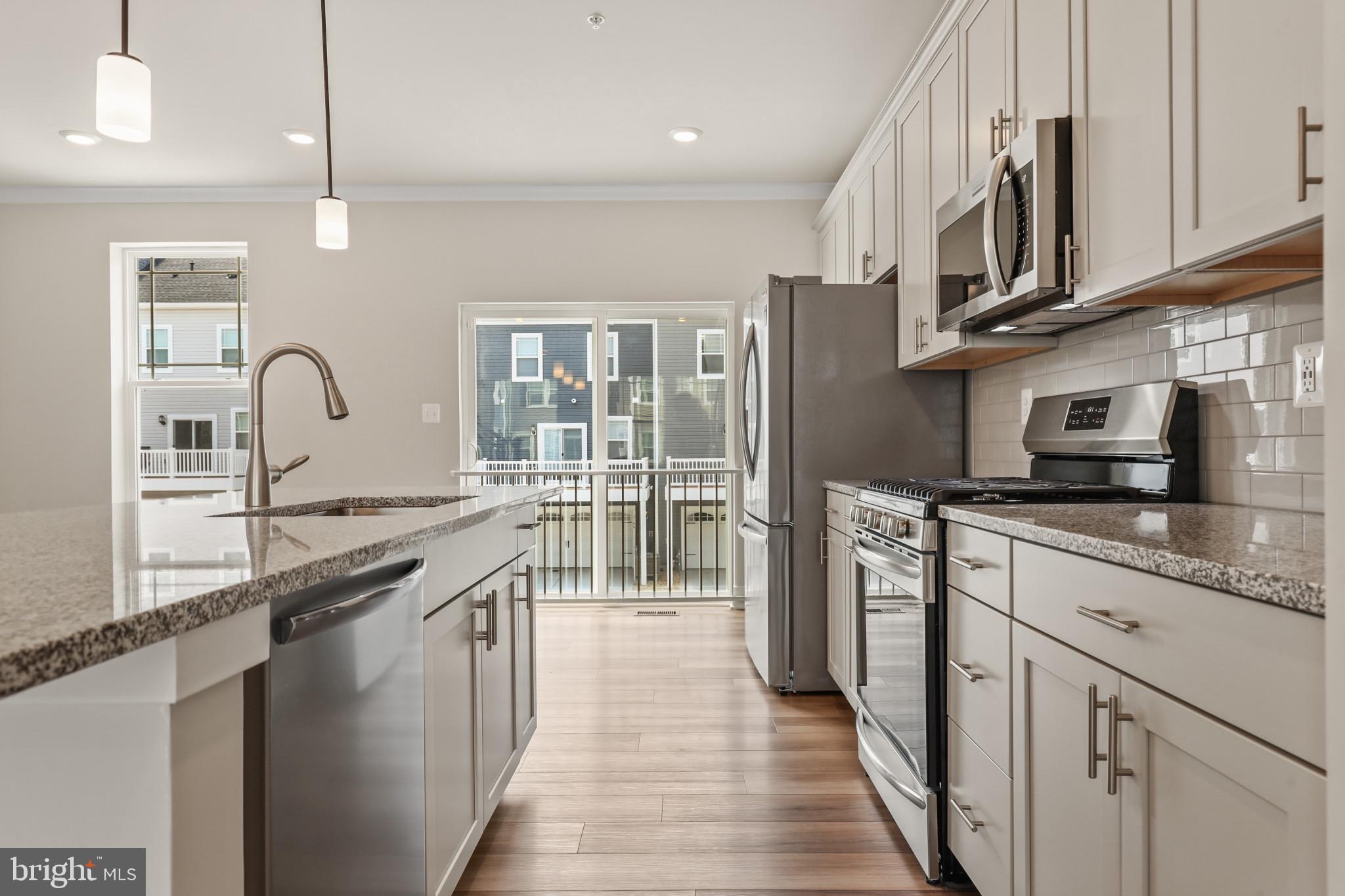 WINDSOR  MILL - Residential Lease