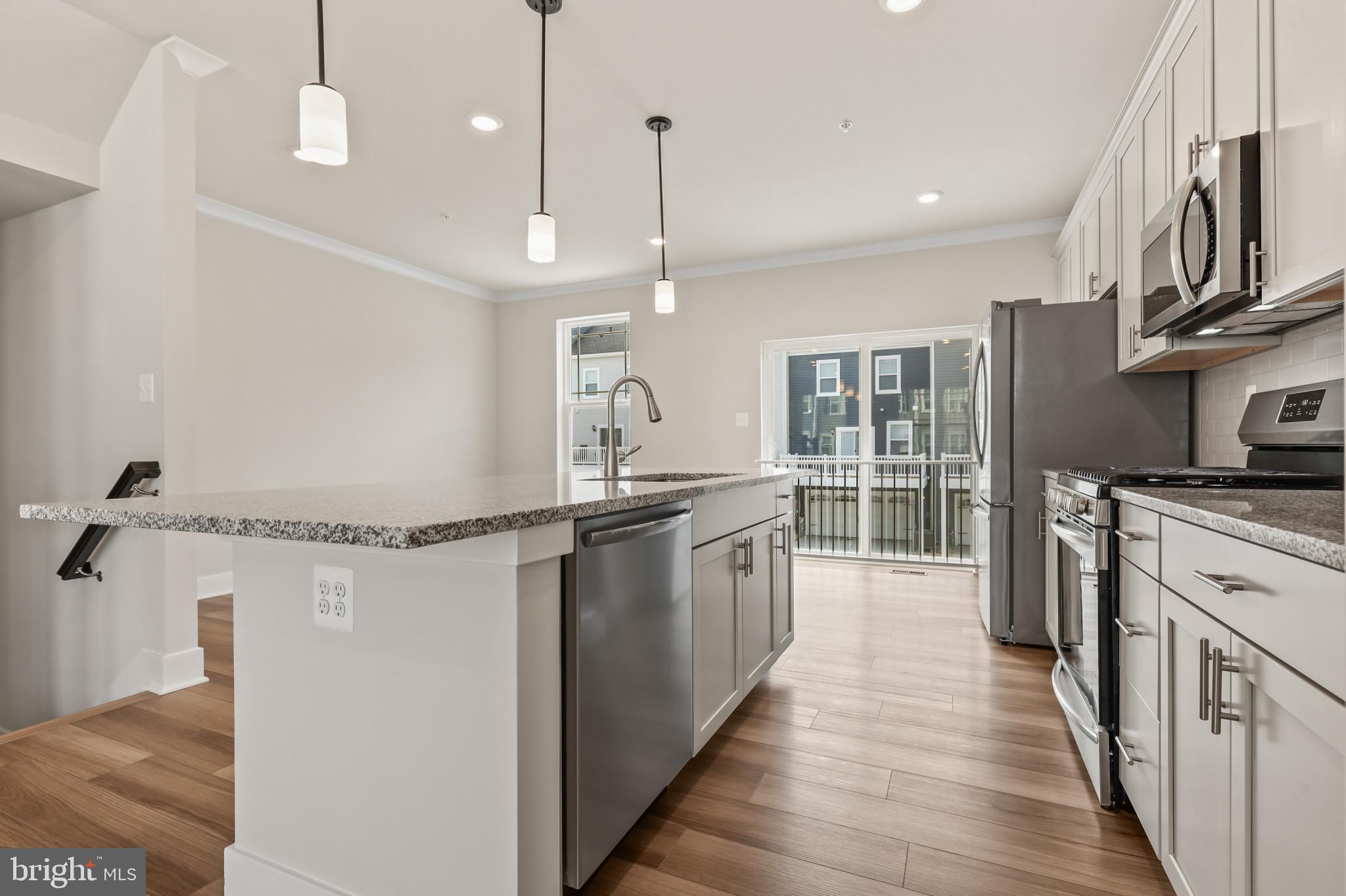 WINDSOR  MILL - Residential Lease