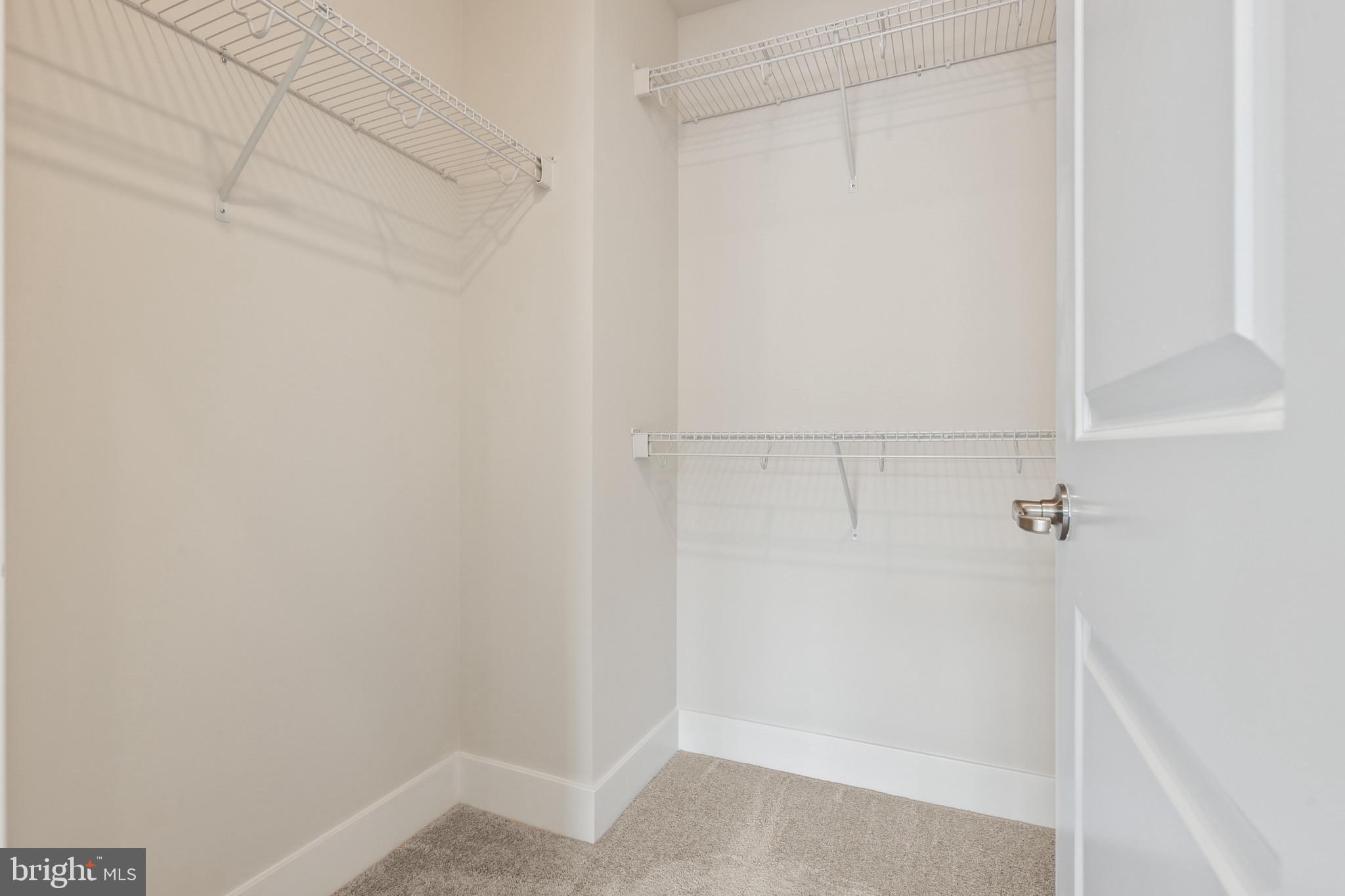 WINDSOR  MILL - Residential Lease