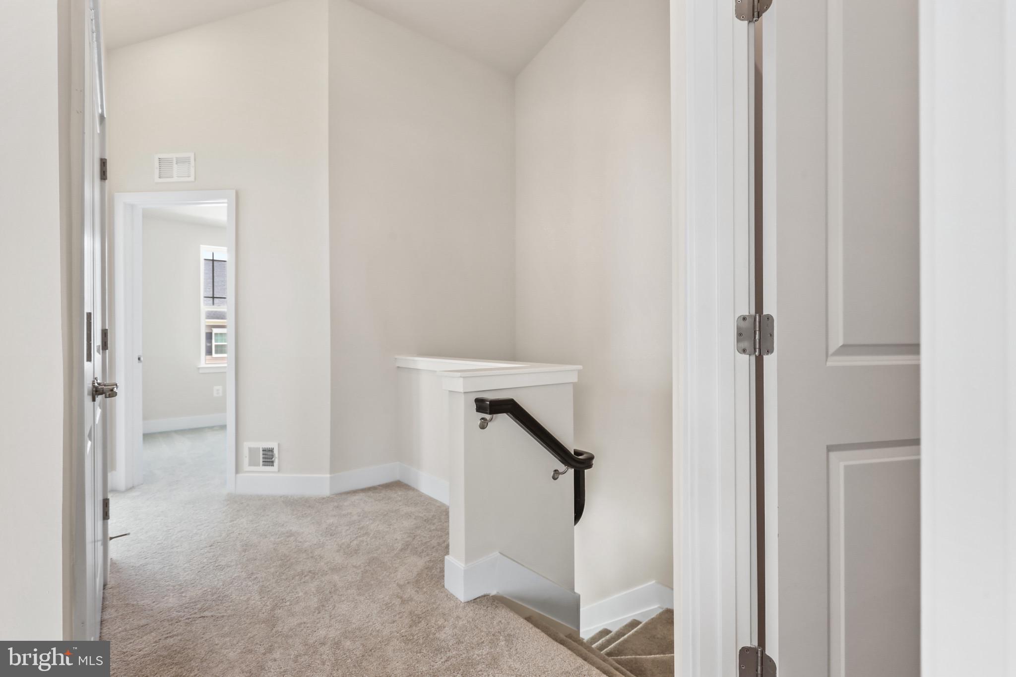 WINDSOR  MILL - Residential Lease