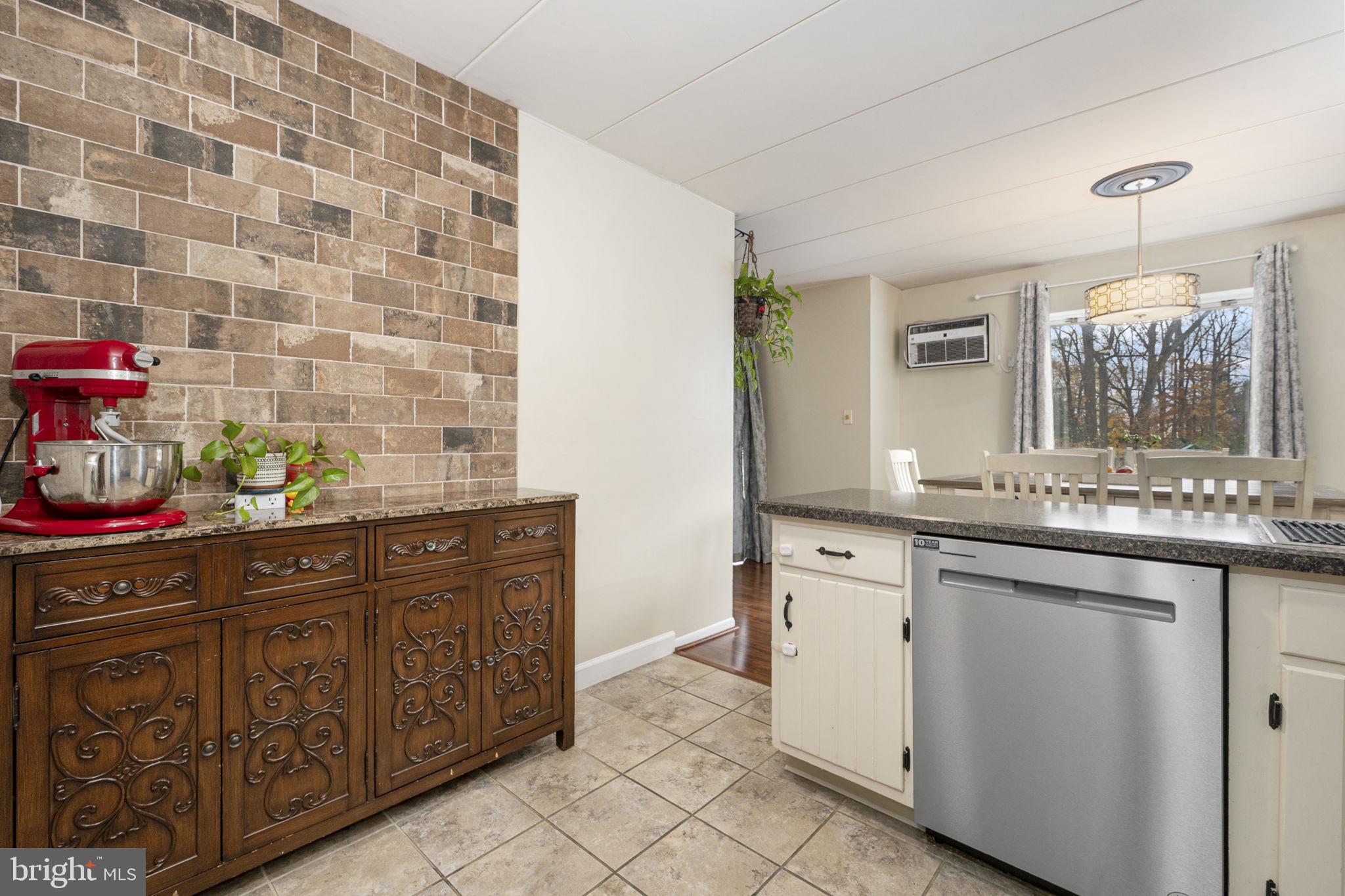 WOODMONT NORTH - Residential