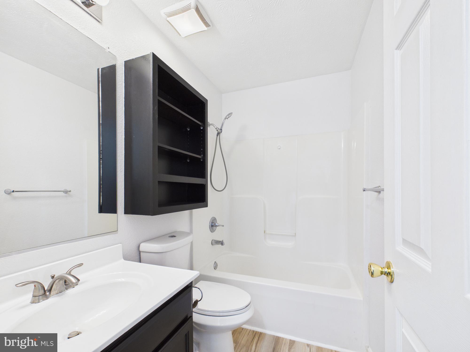 ELIZABETH STATION - Residential