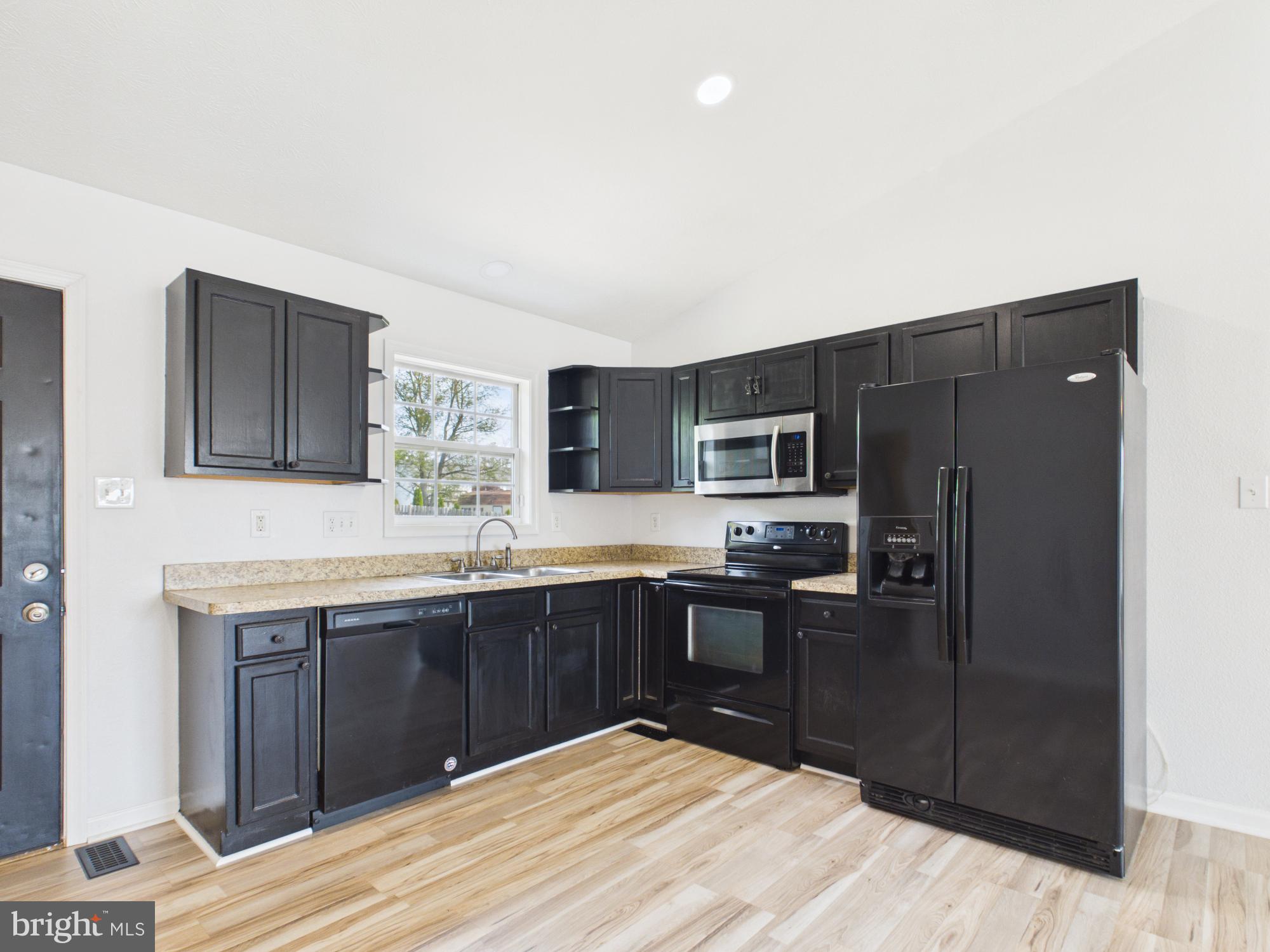 ELIZABETH STATION - Residential