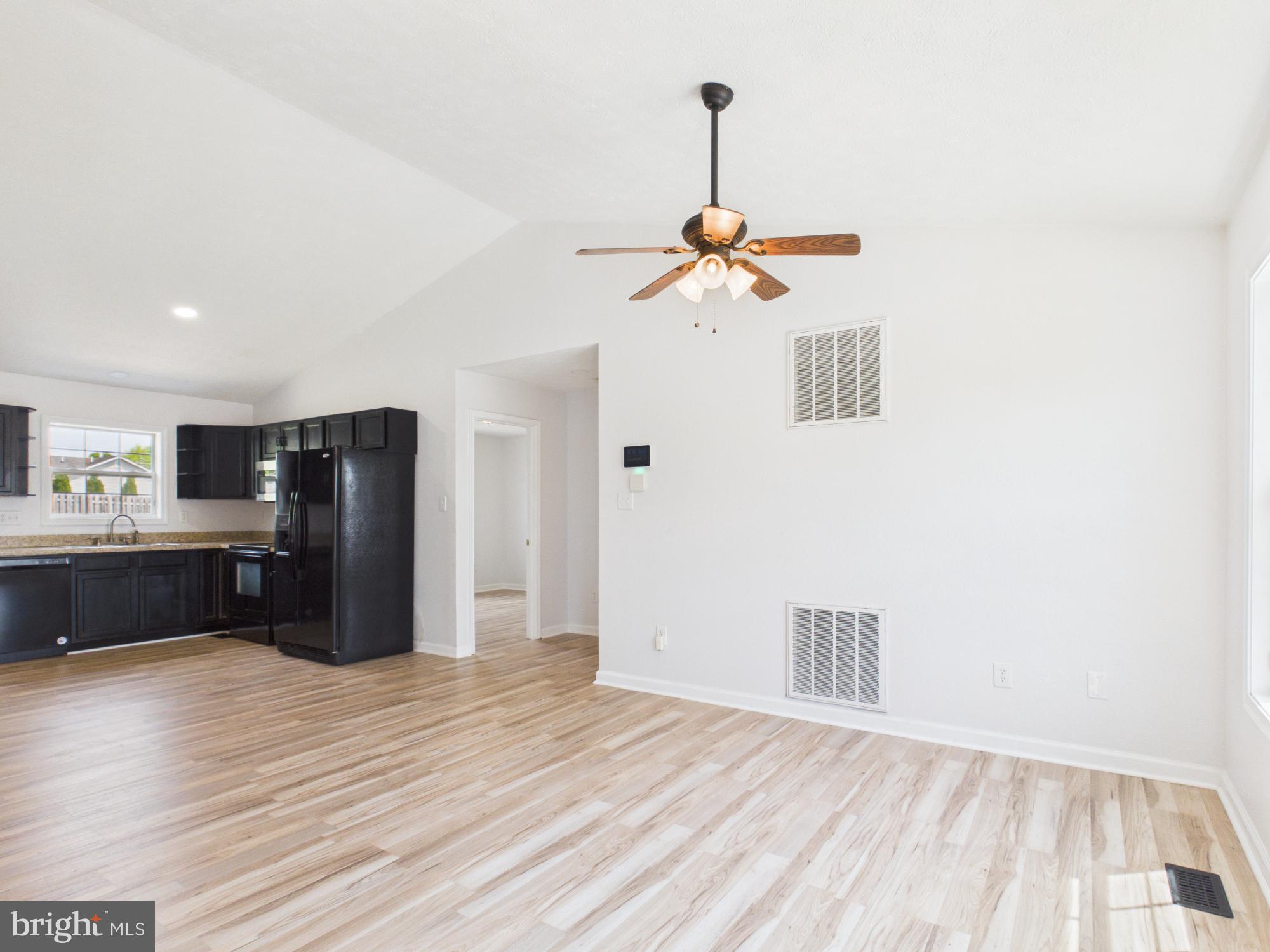 ELIZABETH STATION - Residential