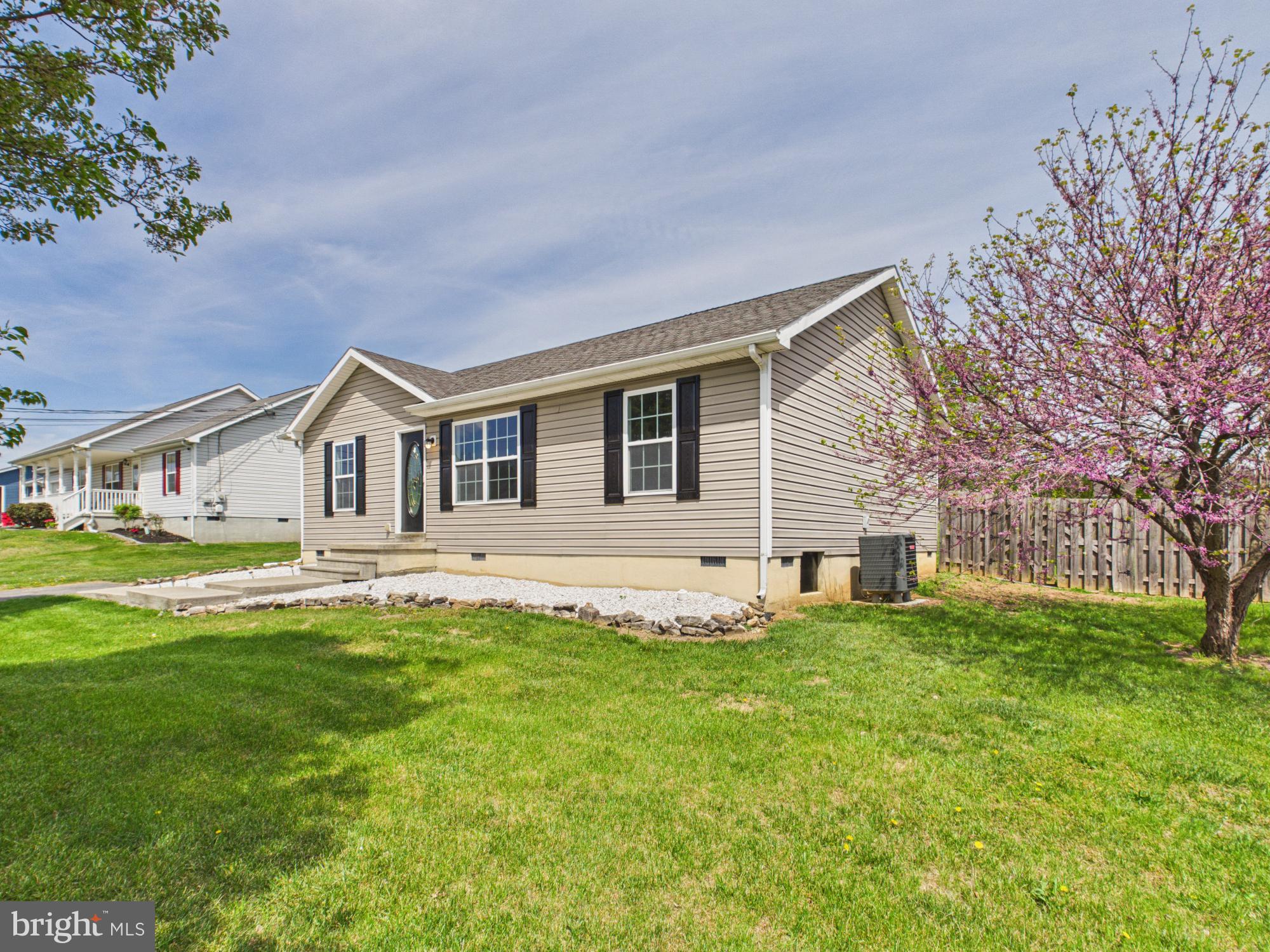 ELIZABETH STATION - Residential