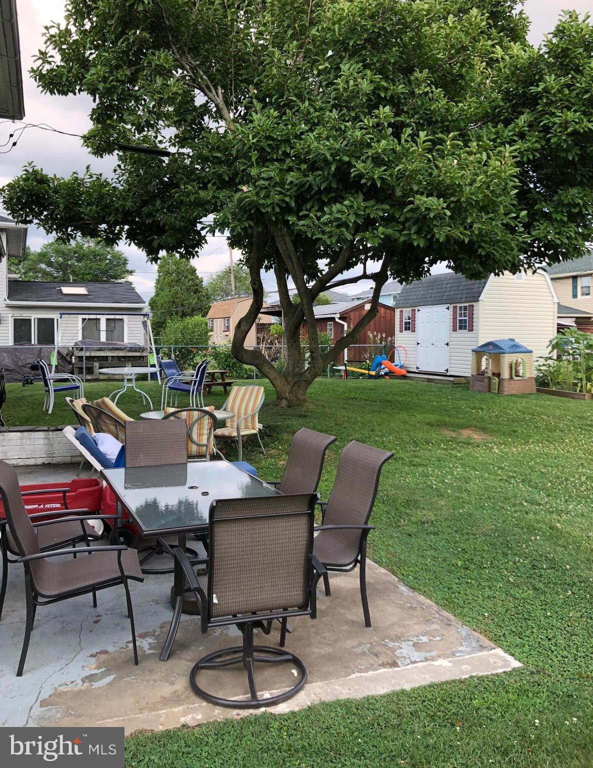 BUSTLETON - Residential