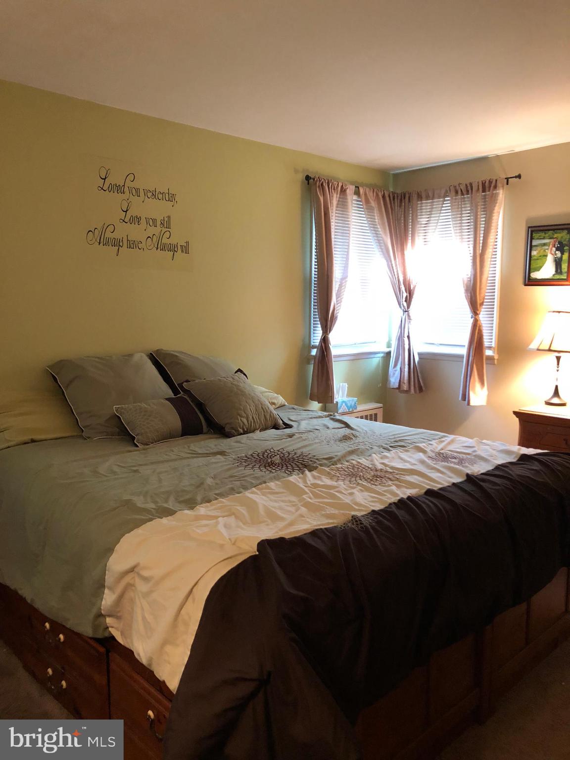 BUSTLETON - Residential
