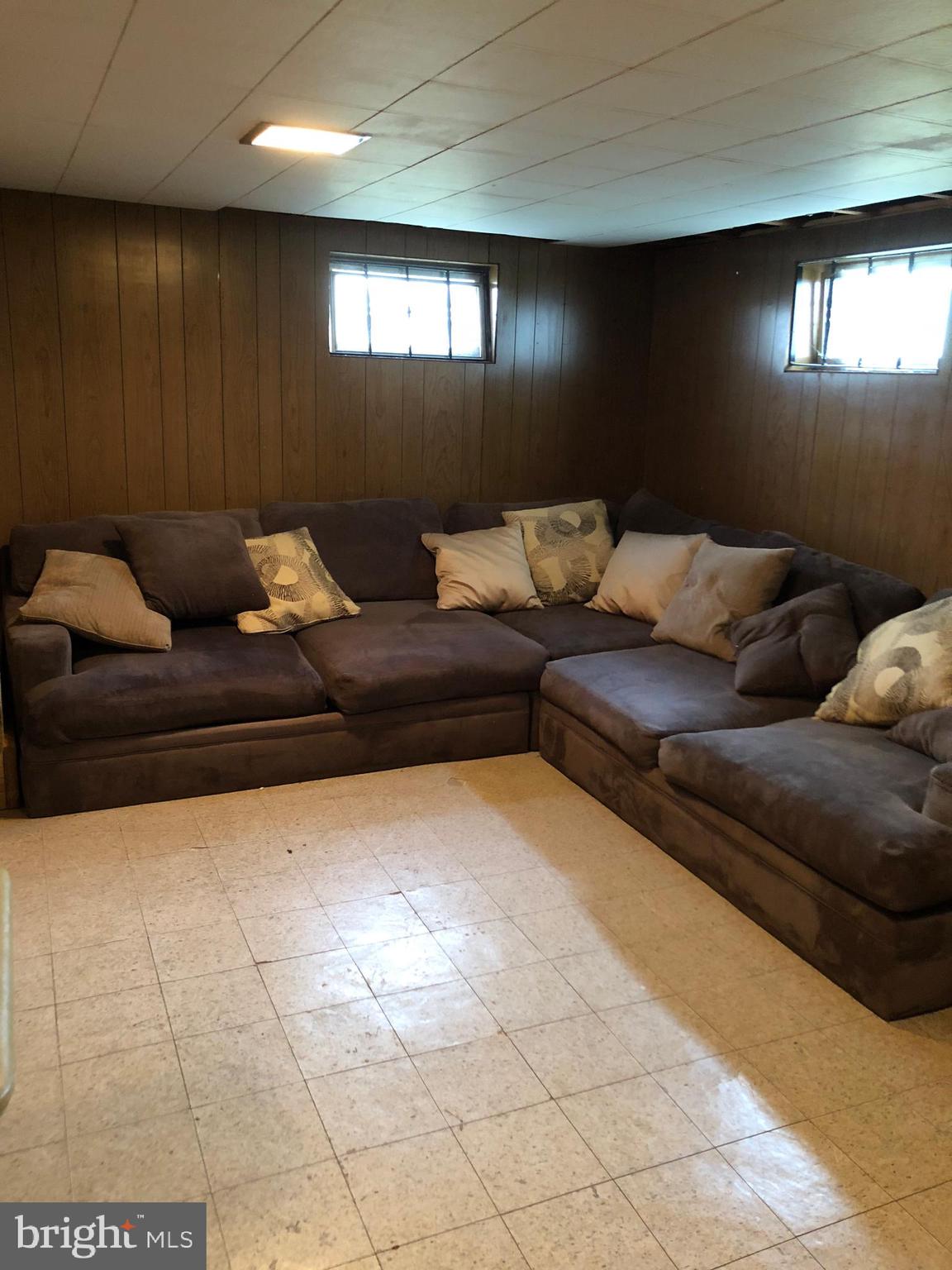 BUSTLETON - Residential