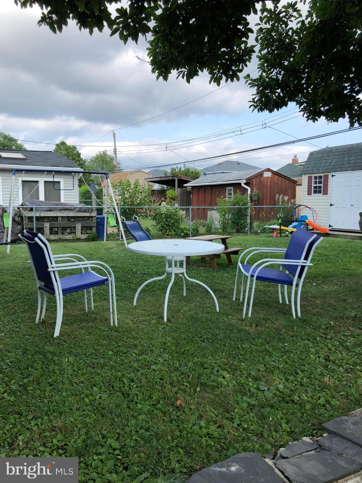 BUSTLETON - Residential
