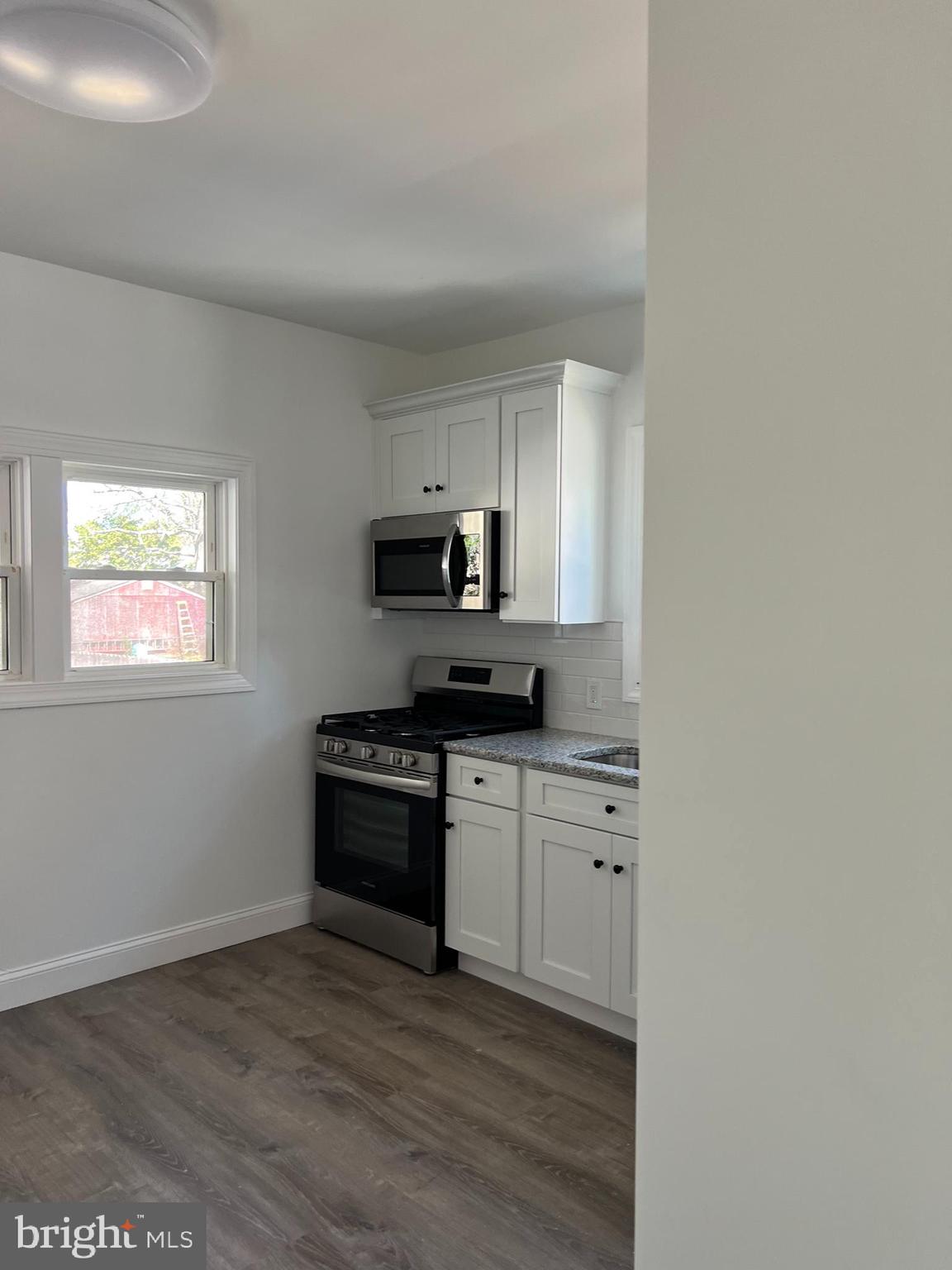 327 WHITTAKER STREET