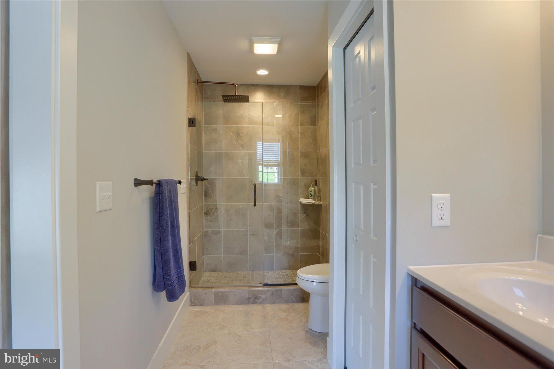 HANBURY COURT AT WINDING HILLS - Residential