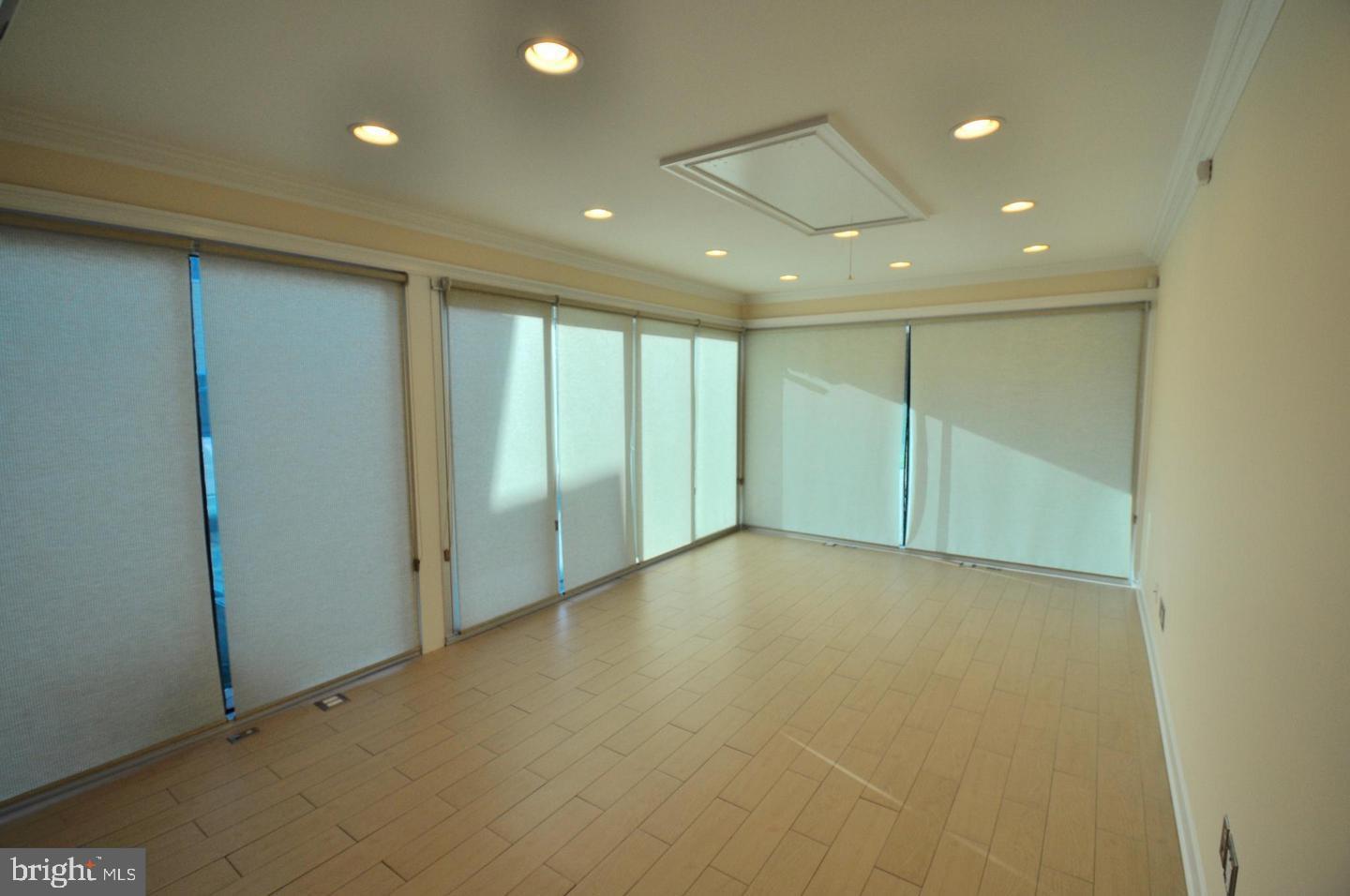 FAIRFIELD - Residential