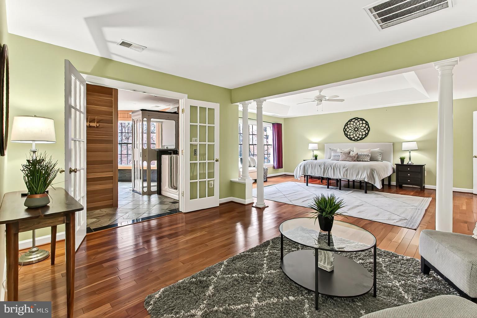 FRANCONIA - Residential