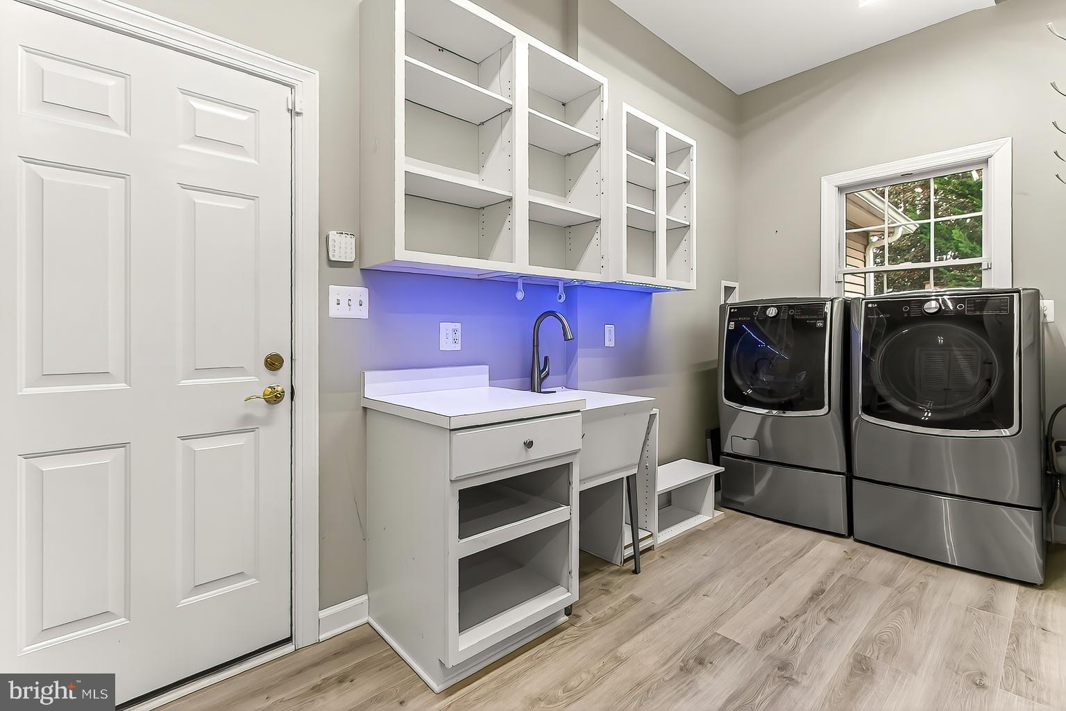 FRANCONIA - Residential