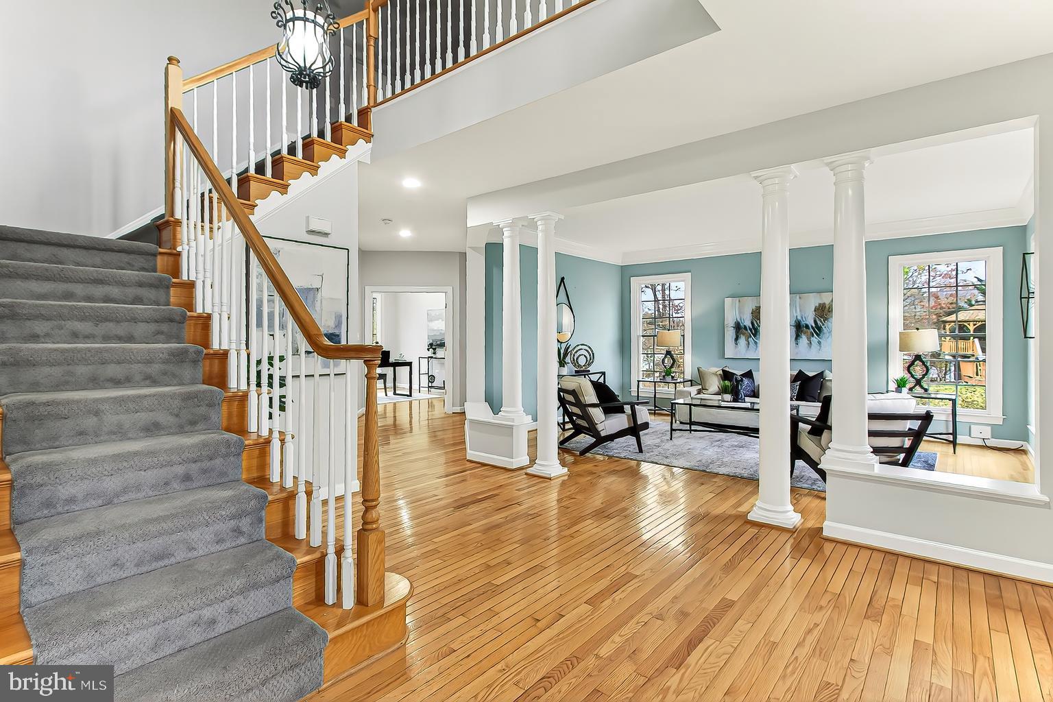 6209 WATERLILY COURT