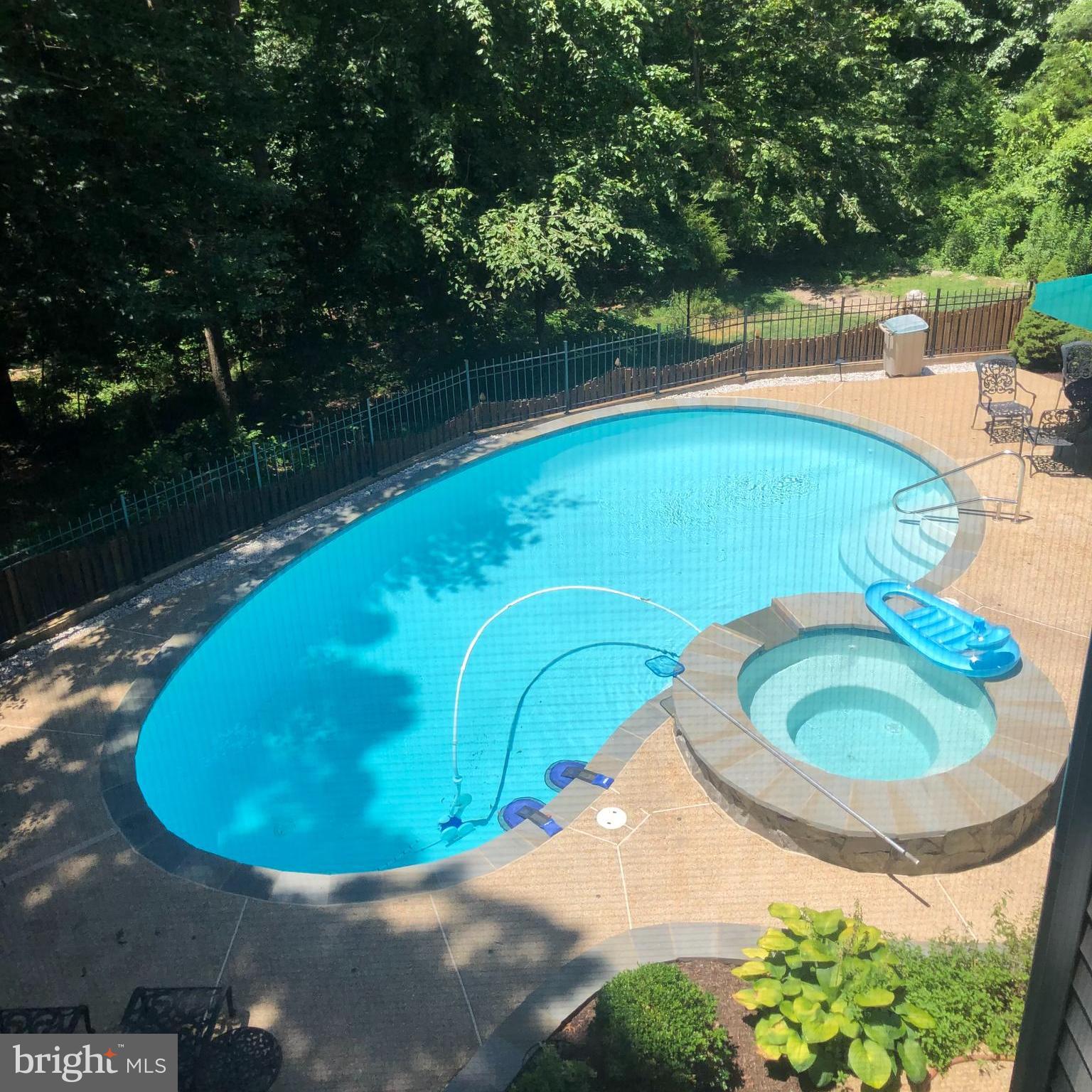 FRANCONIA - Residential