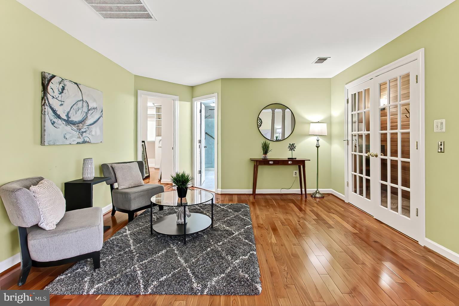 FRANCONIA - Residential