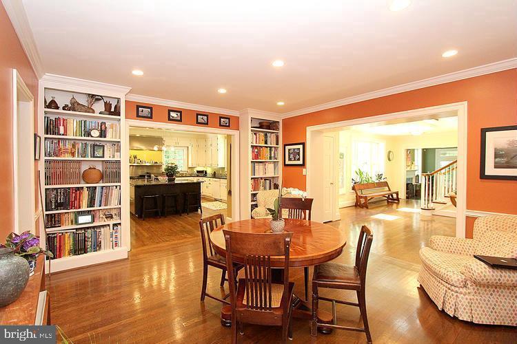 BRADLEY WOODS - Residential Lease