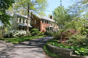 BRADLEY WOODS - Residential Lease