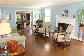 BRADLEY WOODS - Residential Lease