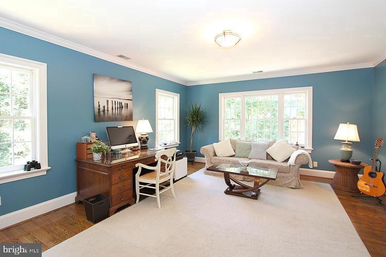 BRADLEY WOODS - Residential Lease