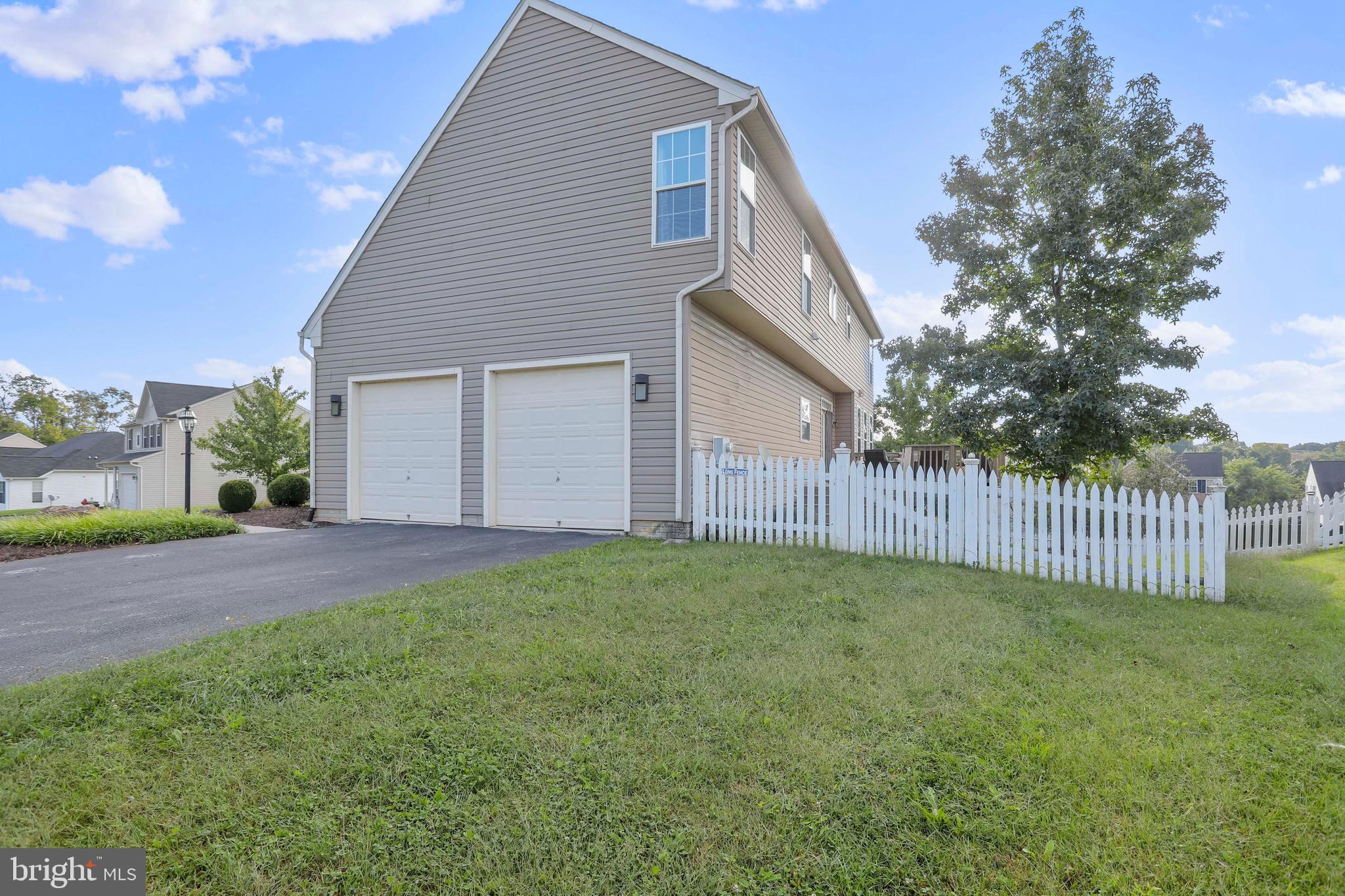 MADDEX FARM - Residential